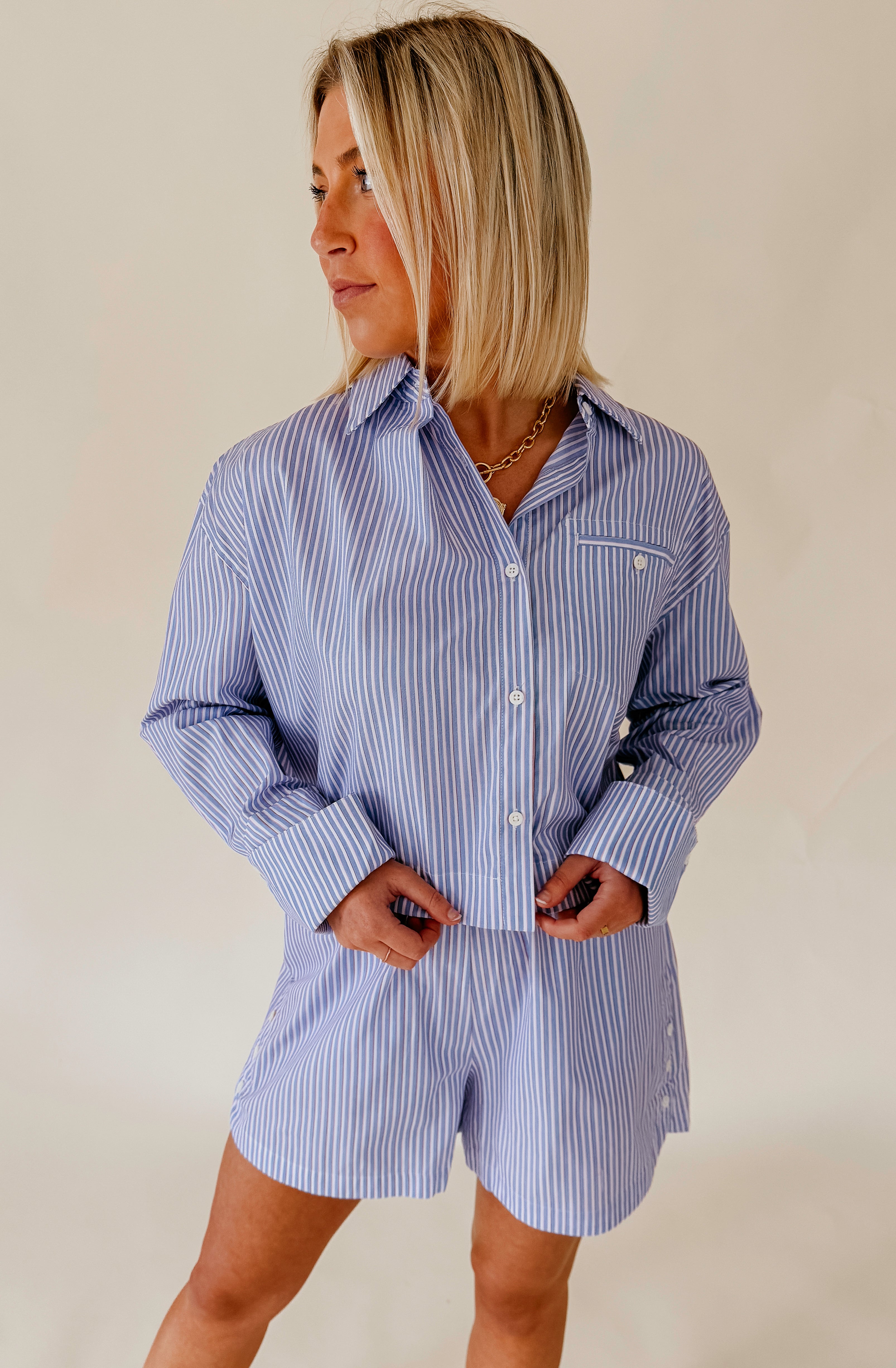 FRNCH NAELA BUTTONED TOP