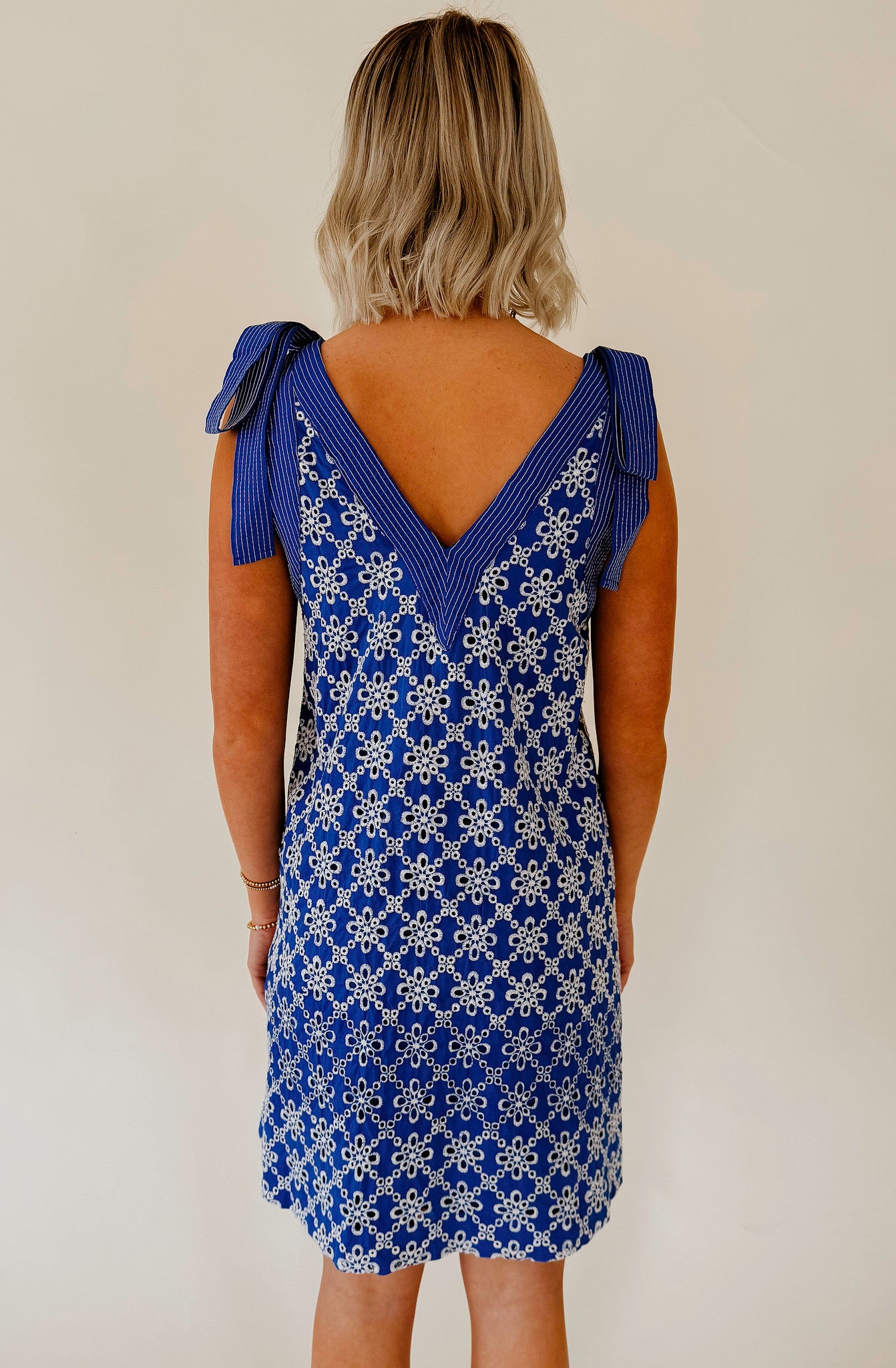 BLUE YOU AWAY SHIFT DRESS