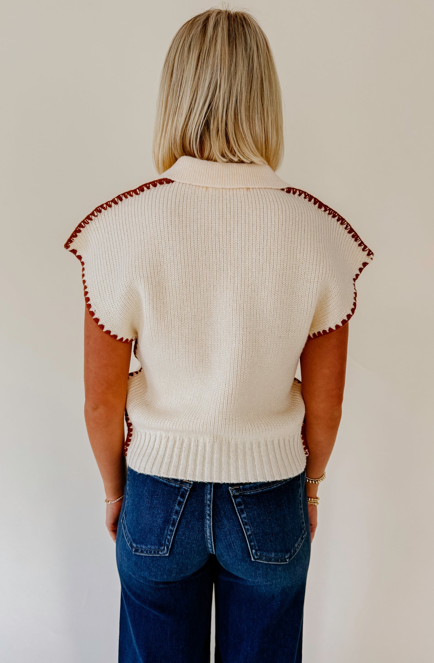 FINE LINE COLLARED SWEATER
