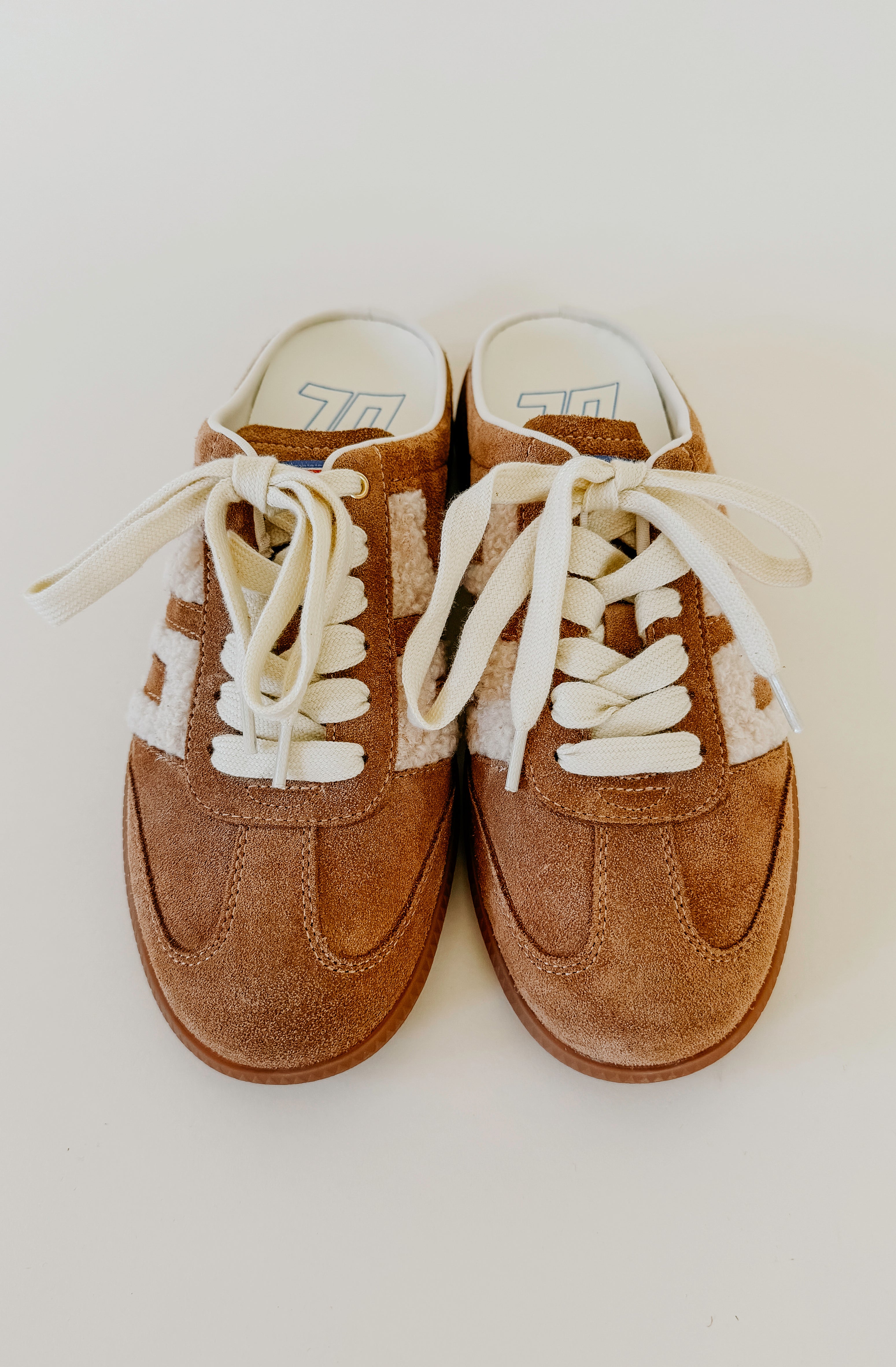 BACK 70 EASTER BACKLESS SNEAKER