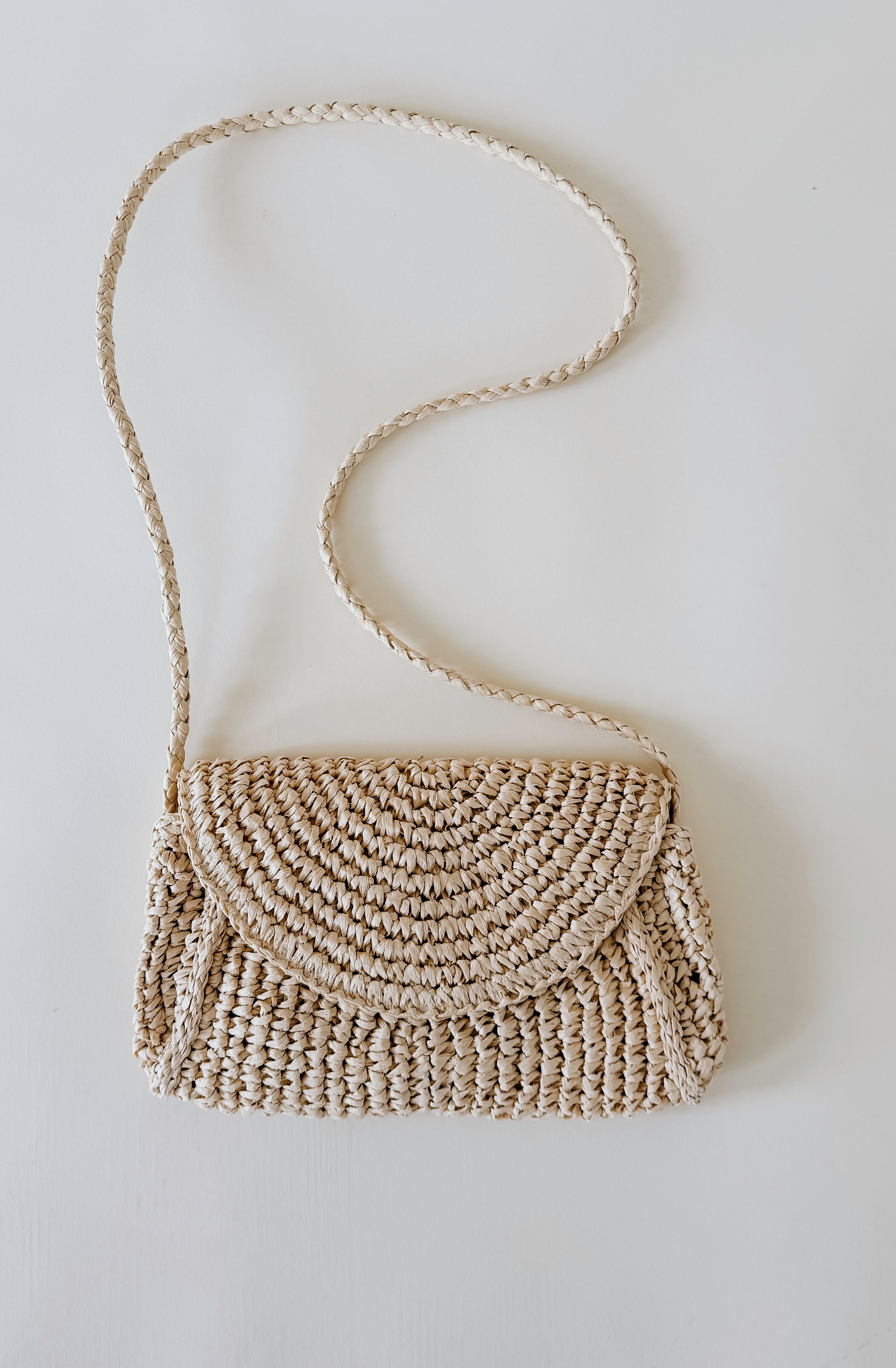 Z SUPPLY SAND DOLLAR MINI STRAW BAG