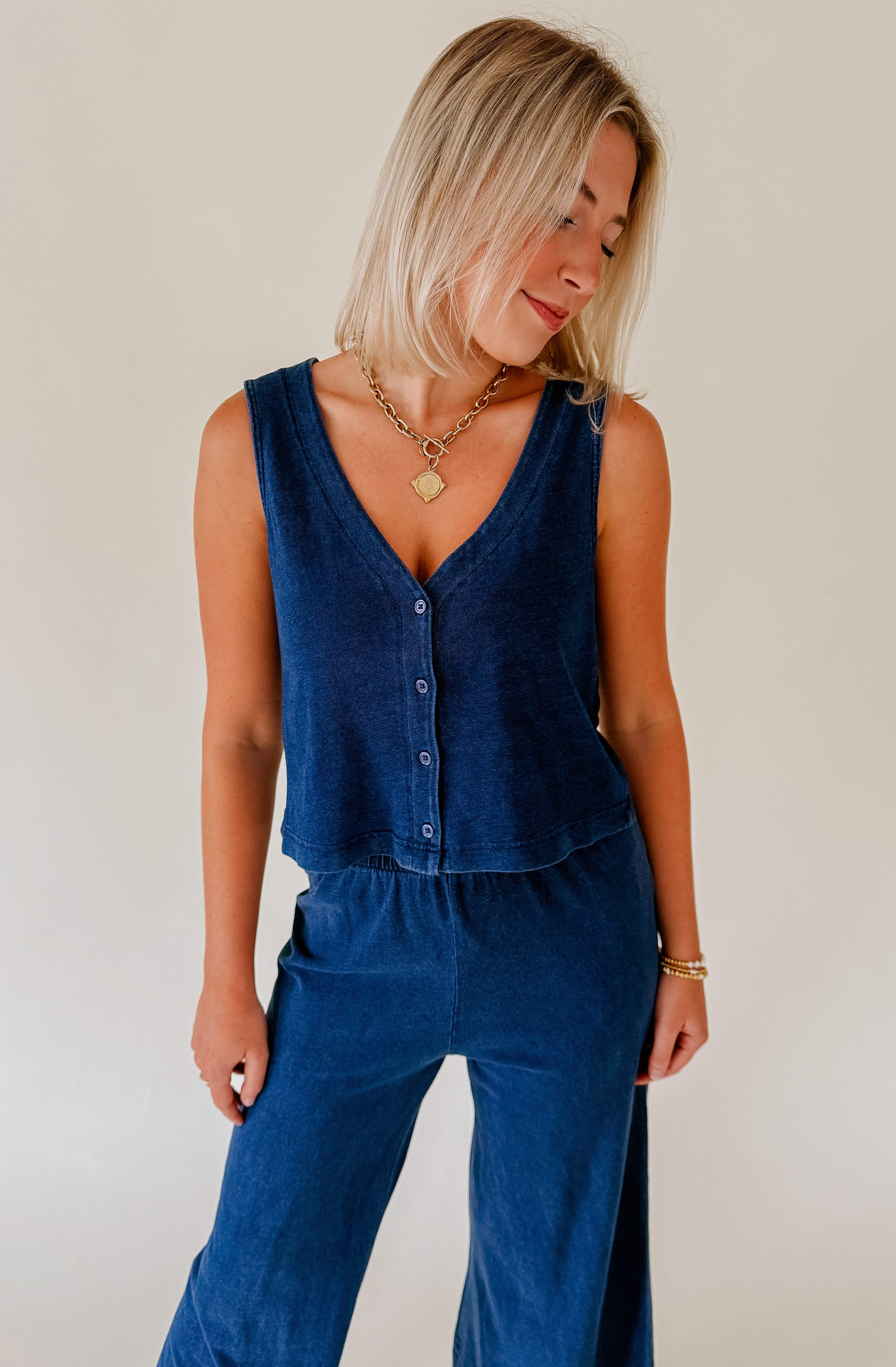 Z SUPPLY SOLACE JERSEY DENIM TOP