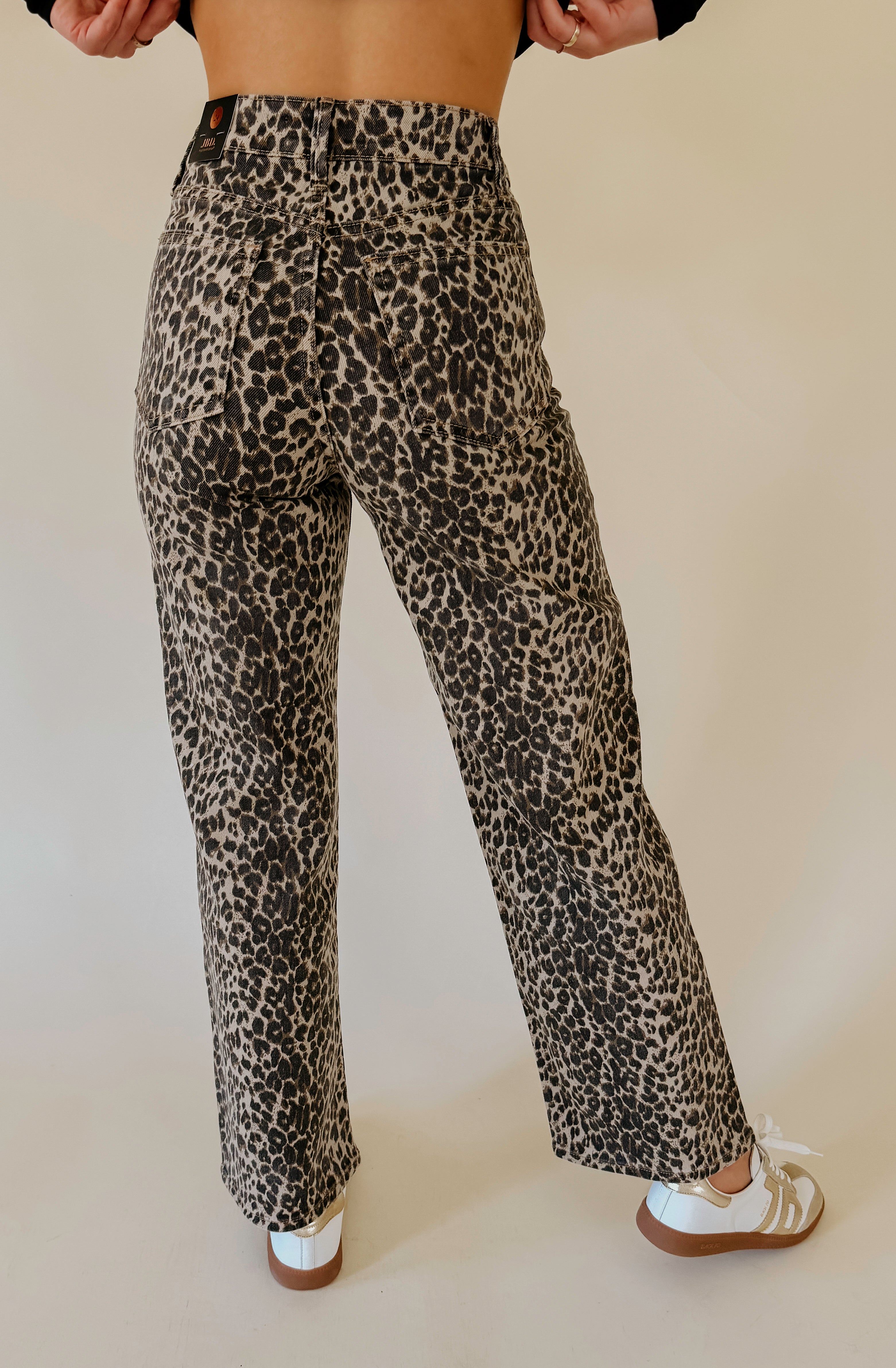 JBD HIGH RISE VINTAGE STRAIGHT