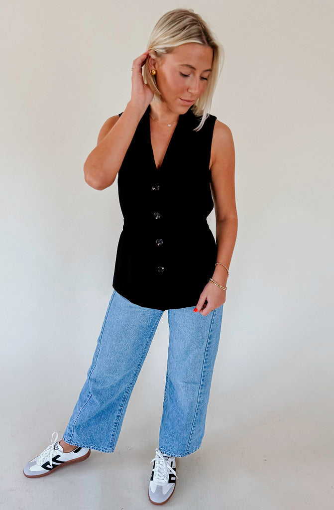 THE CLARA BUTTONED TOP