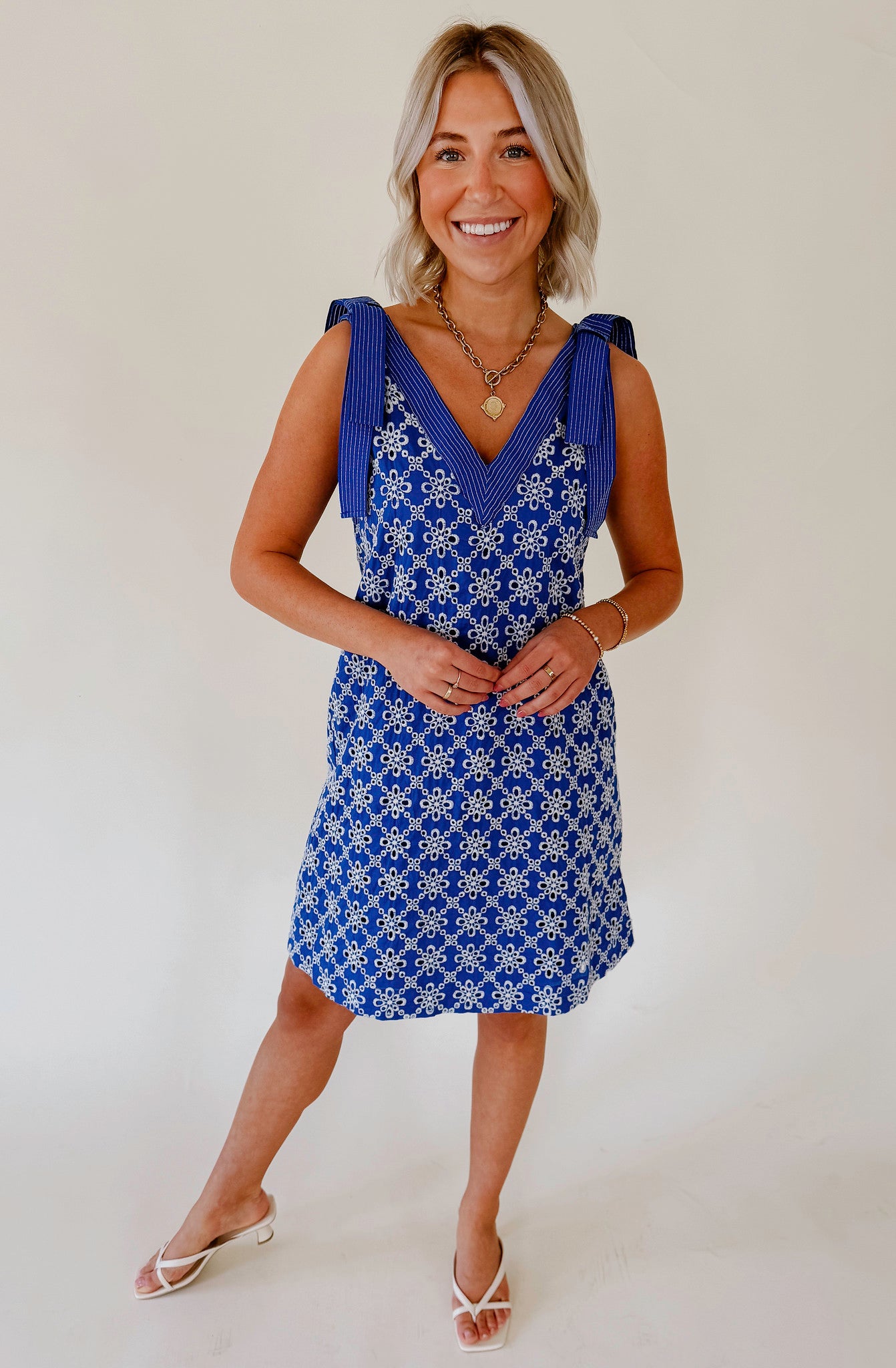 BLUE YOU AWAY SHIFT DRESS