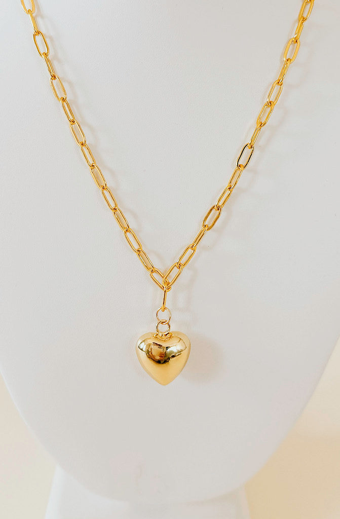 HEART EYES PUFF NECKLACE