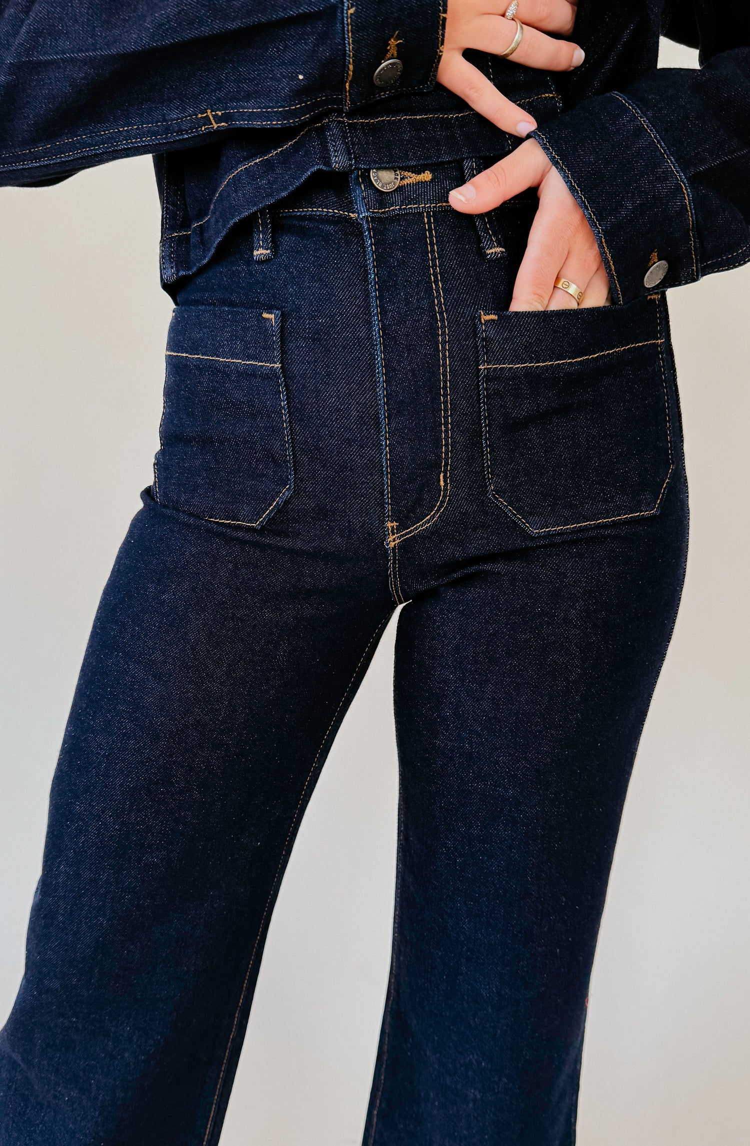 CANADIAN TUXEDO WIDE LEG PANT