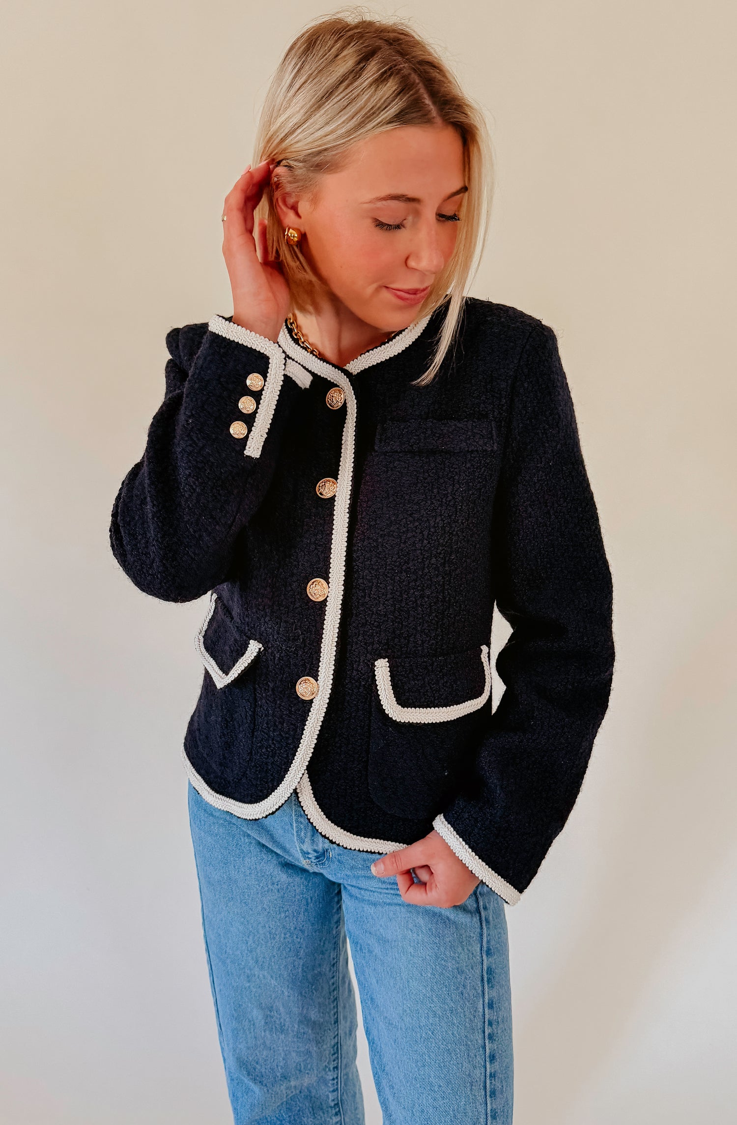 MAIN CHARACTER BOUCLE JACKET