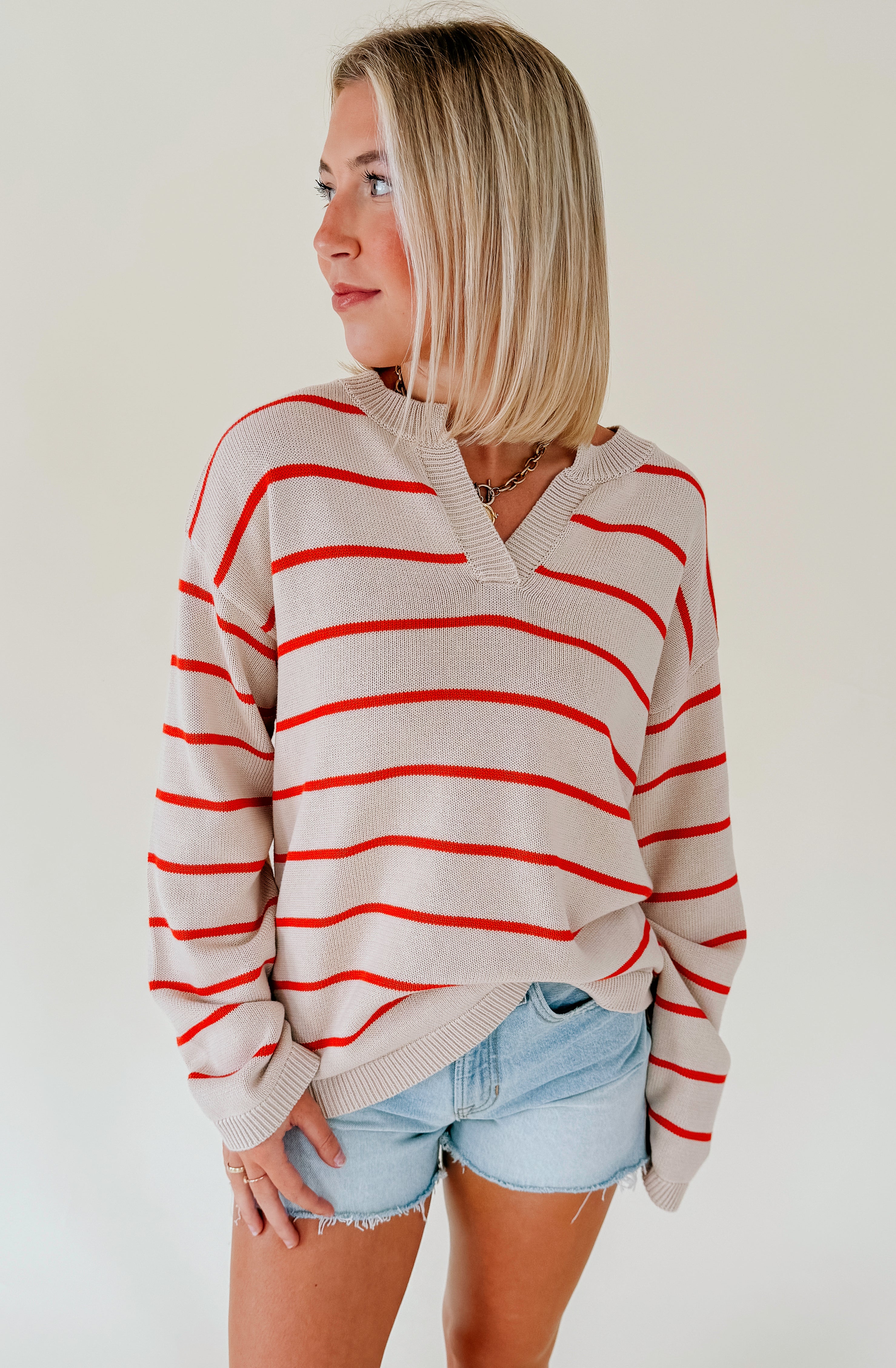 ICED LATTE STRIPED SWEATER
