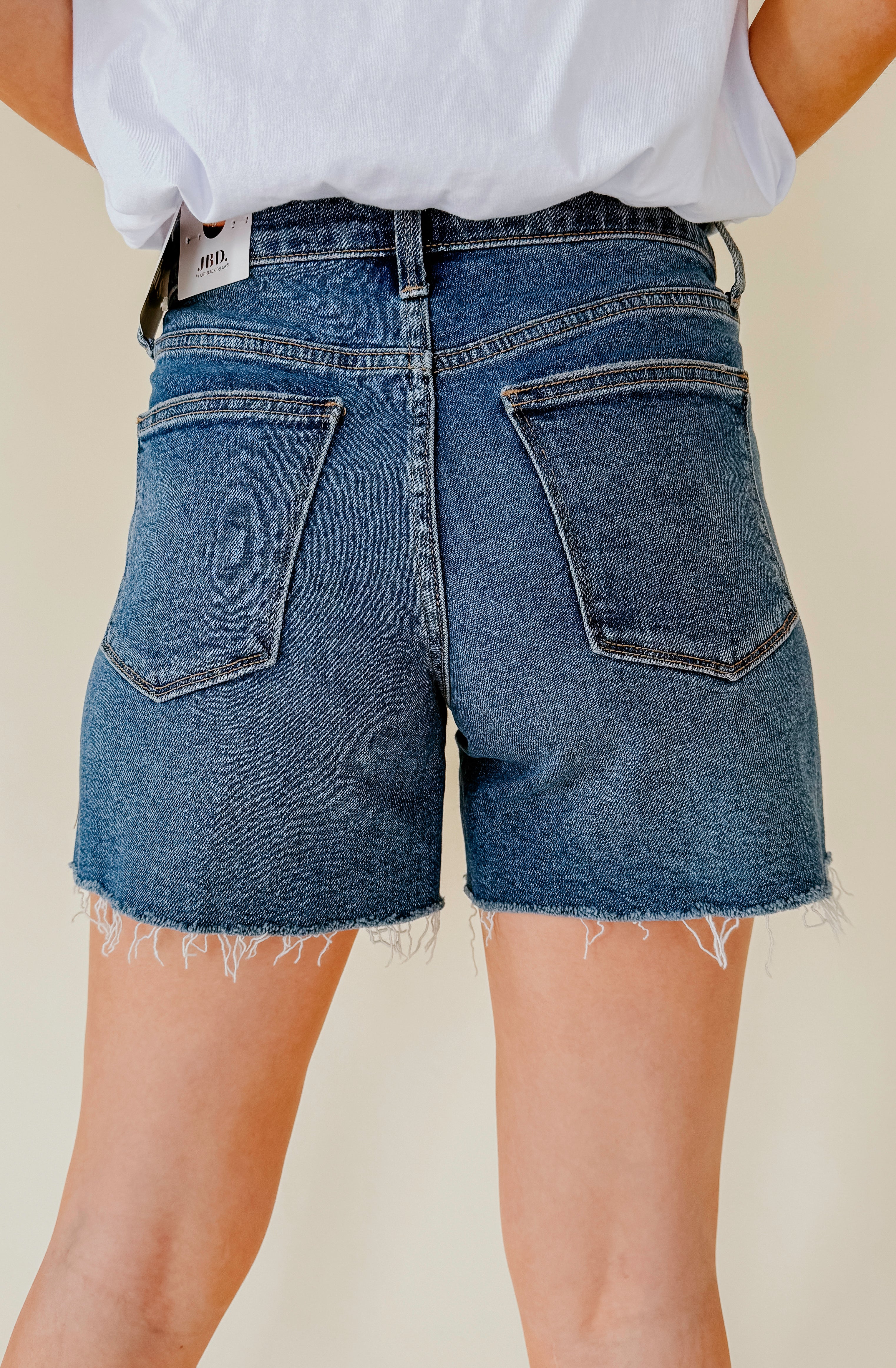 JBD LONGER LENGTH SHORT