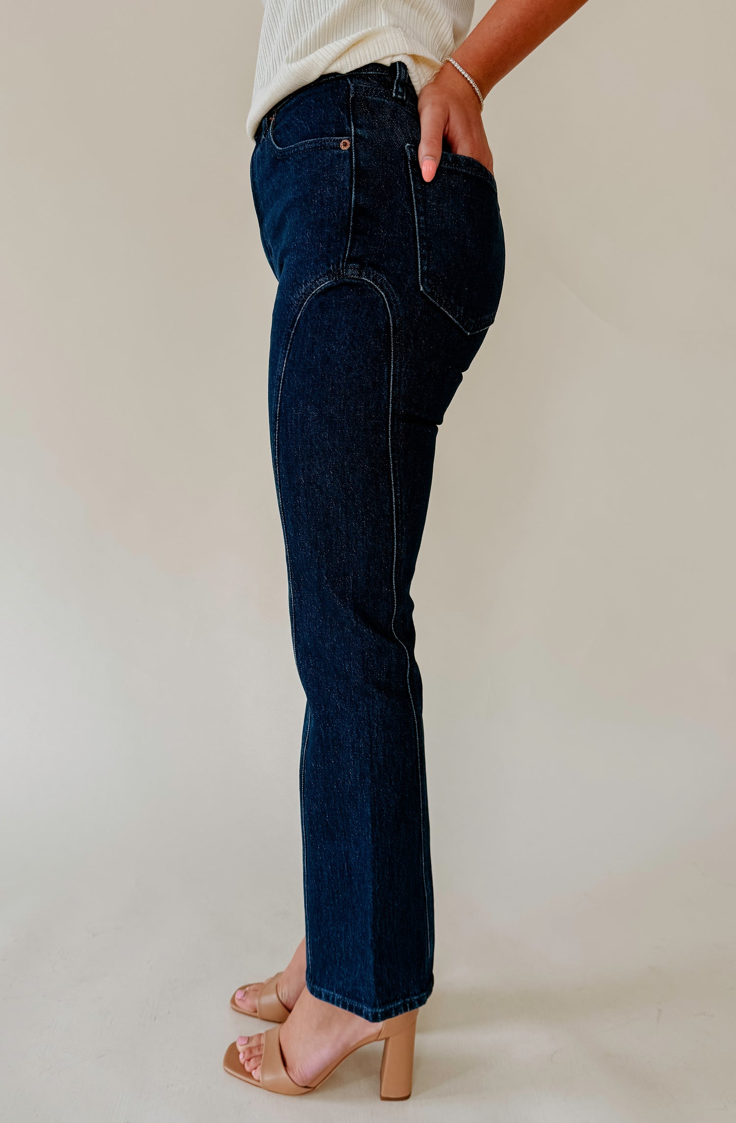 DAZE SOHO HIGH RISE ANKLE FLARE DENIM