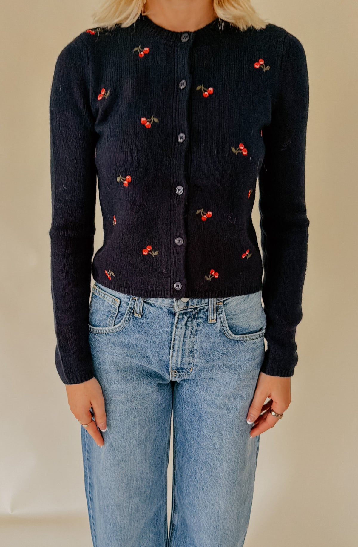 DAZE MUSE CARDIGAN IN CHERRY