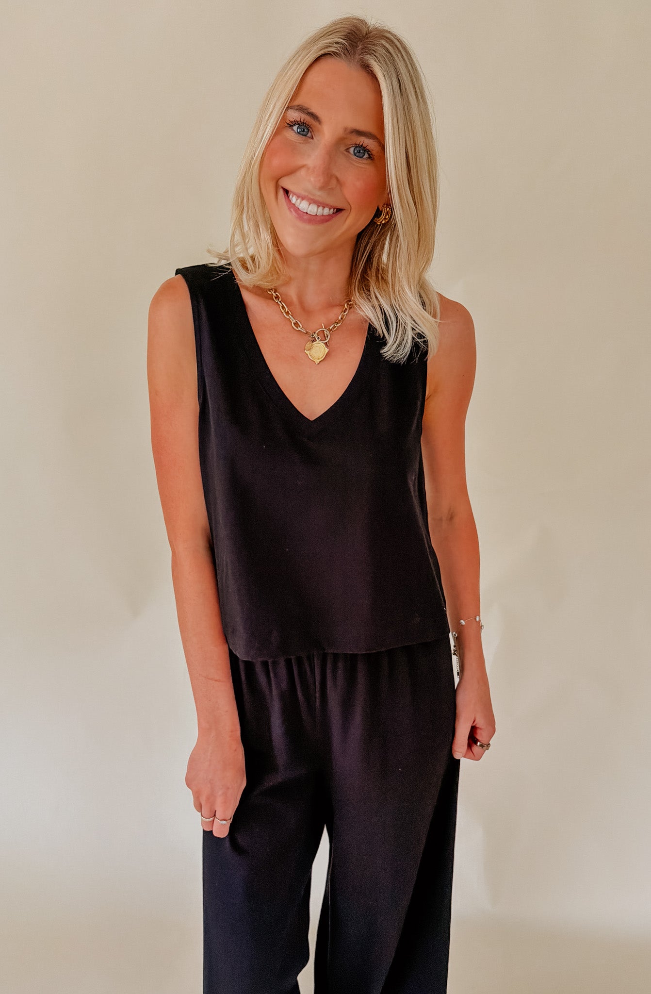Z SUPPLY SLOANE V-NECK TOP