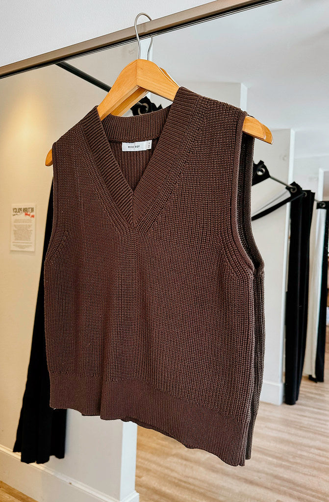 THE ASTER SWEATER VEST