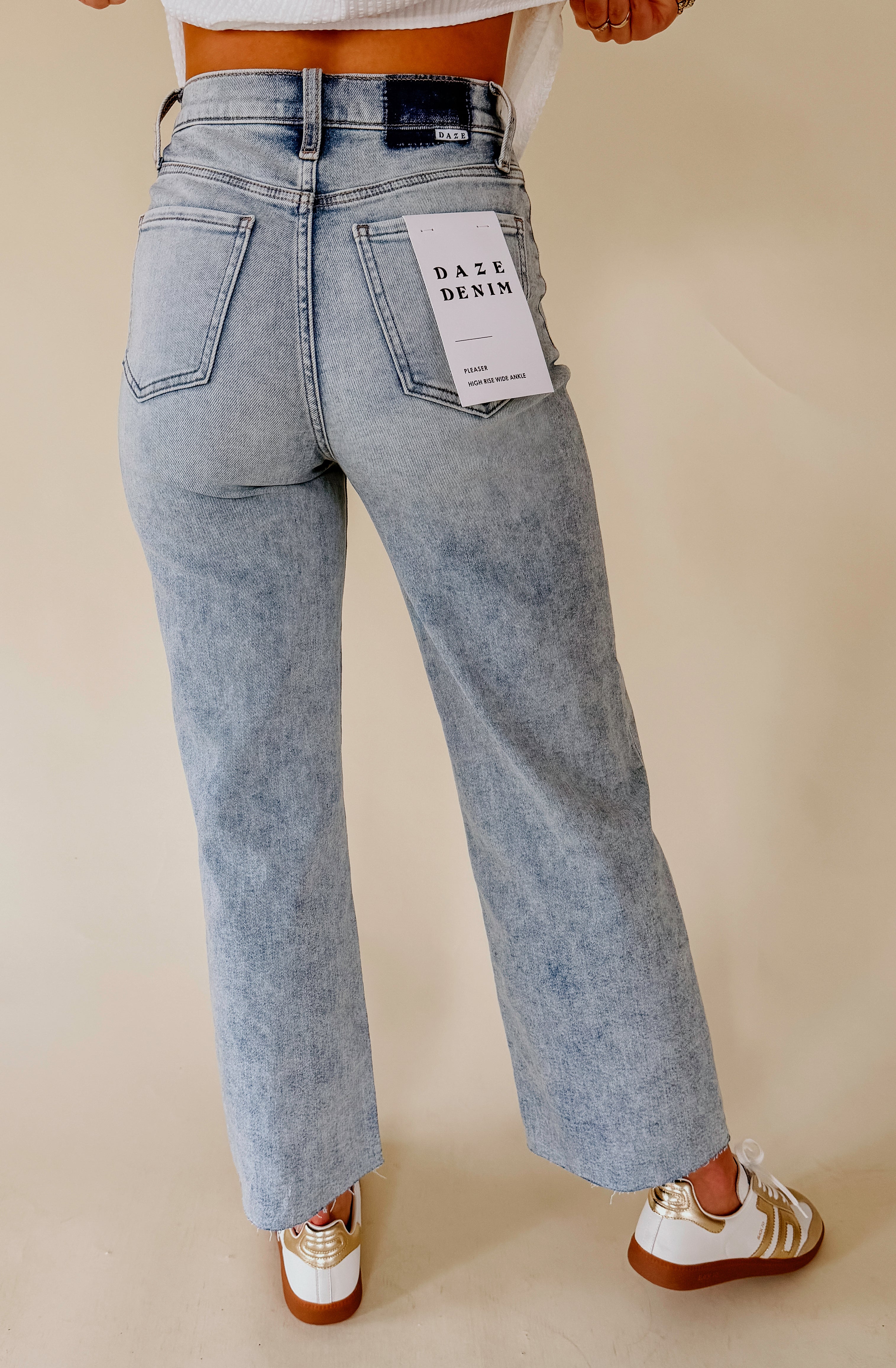 DAZE PLEASER DENIM IN CUPID