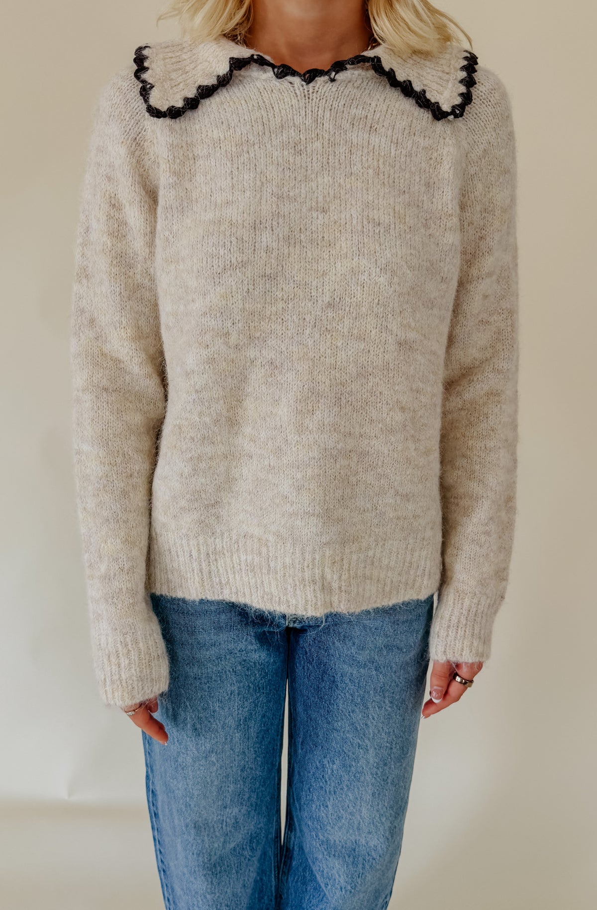 SCALLOPED CROCHET COLLARED SWEATER