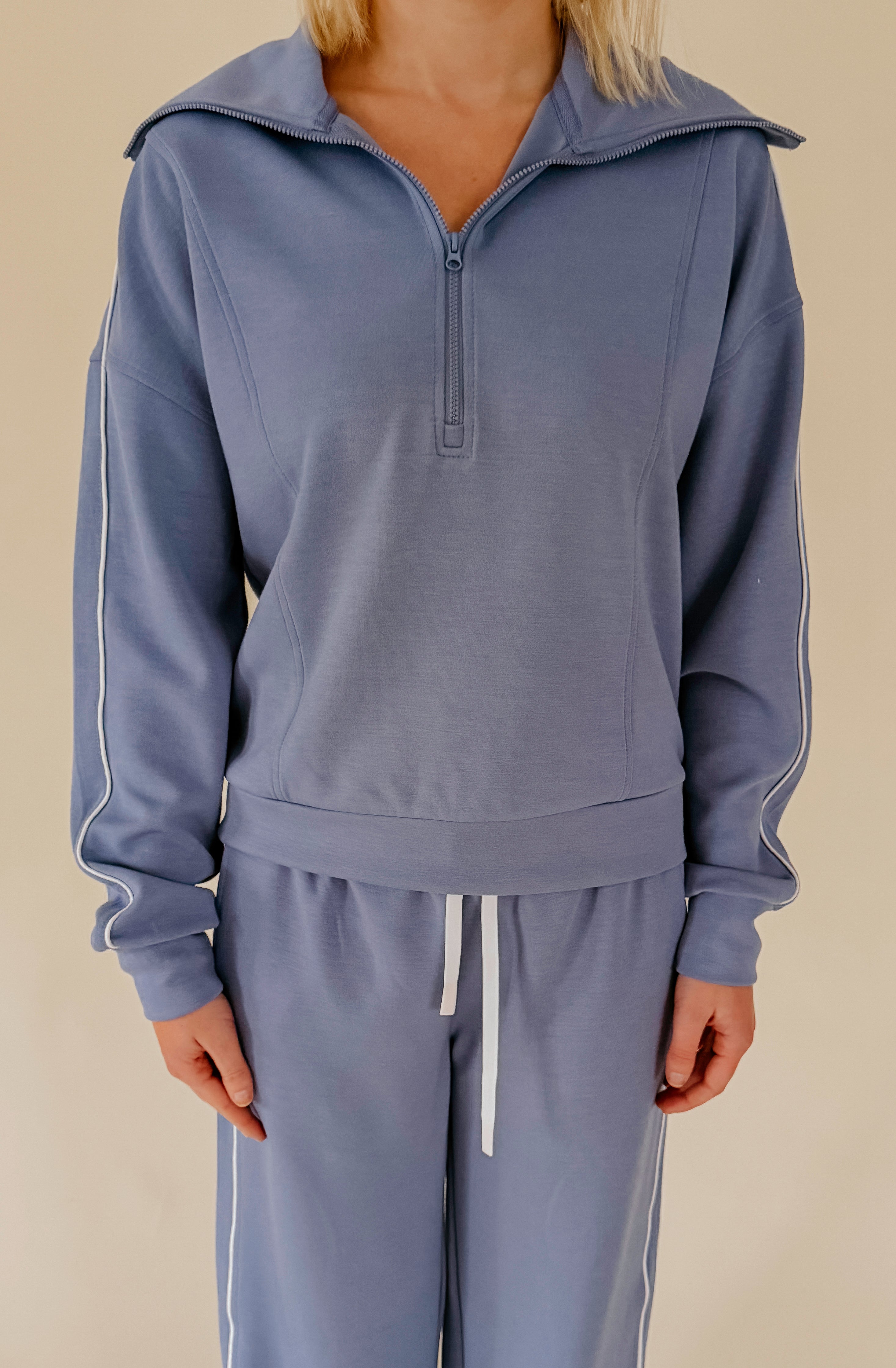 THREAD & SUPPLY REGALIA PULLOVER