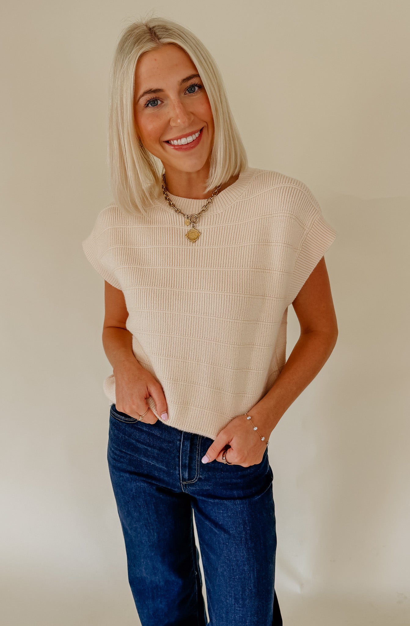 FEELING GOOD KNIT SWEATER