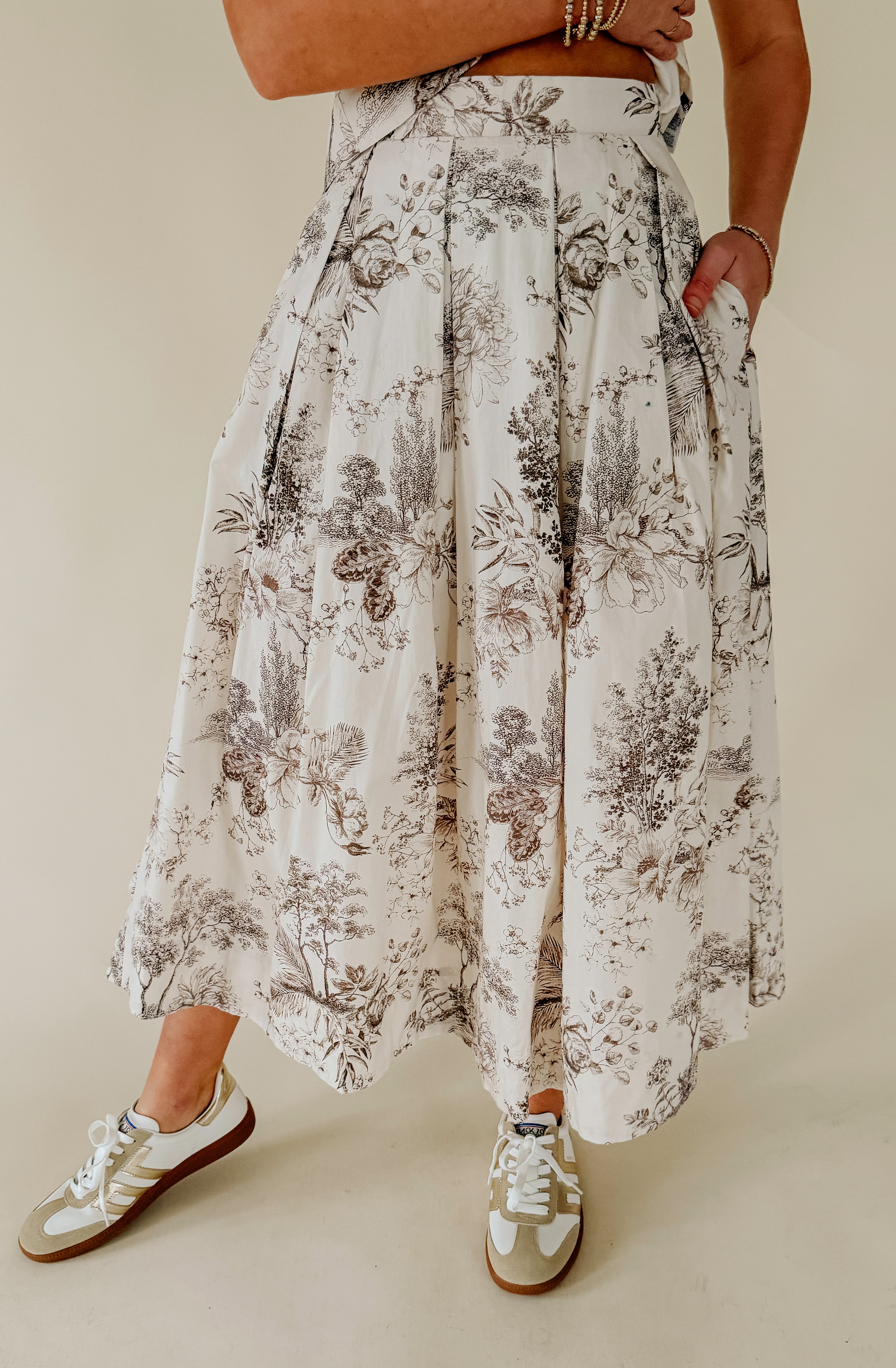 SPRING AHEAD FLORAL MIDI SKIRT