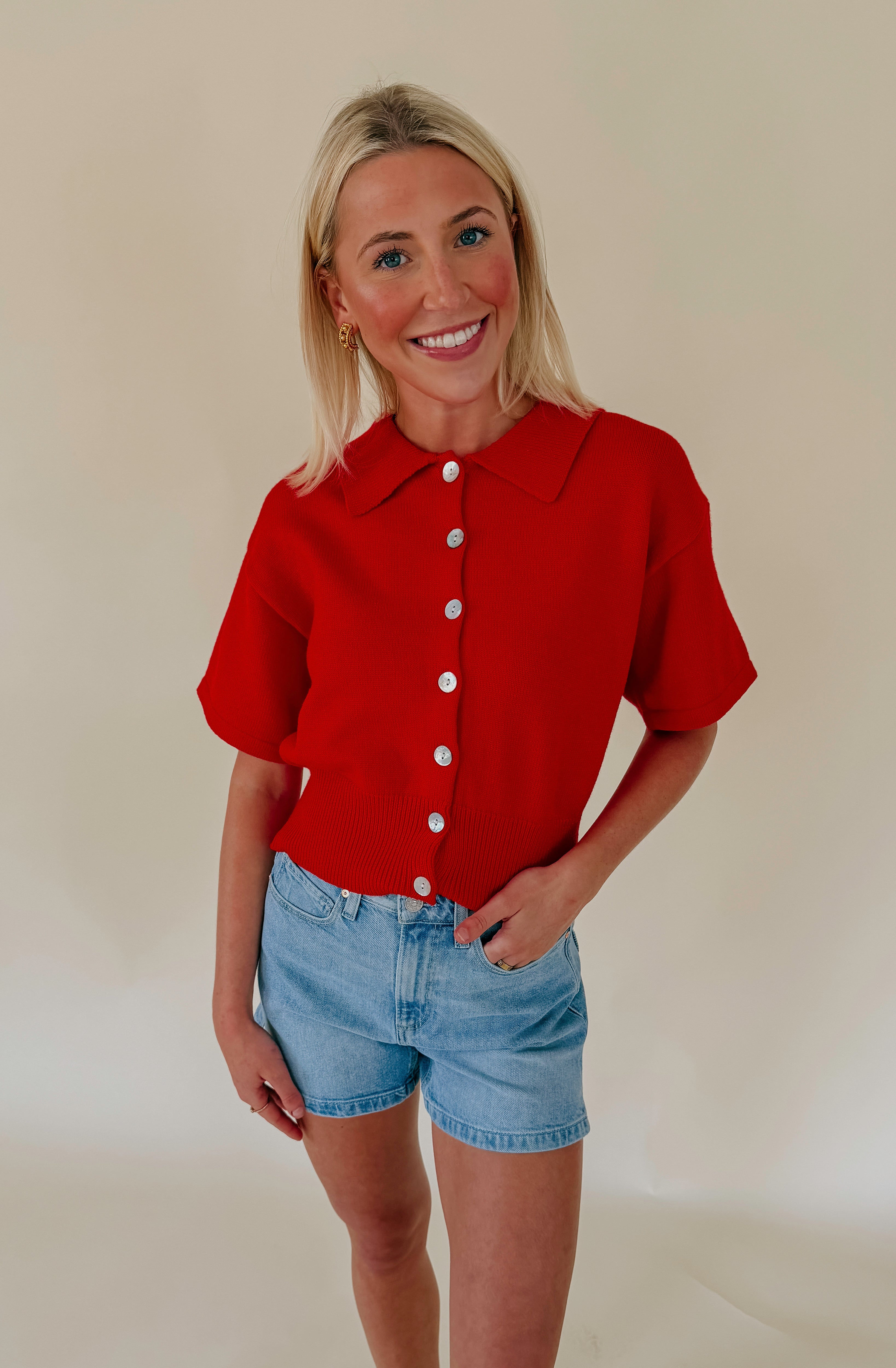 THE FAVORITE LIGHT KNIT POLO SWEATER