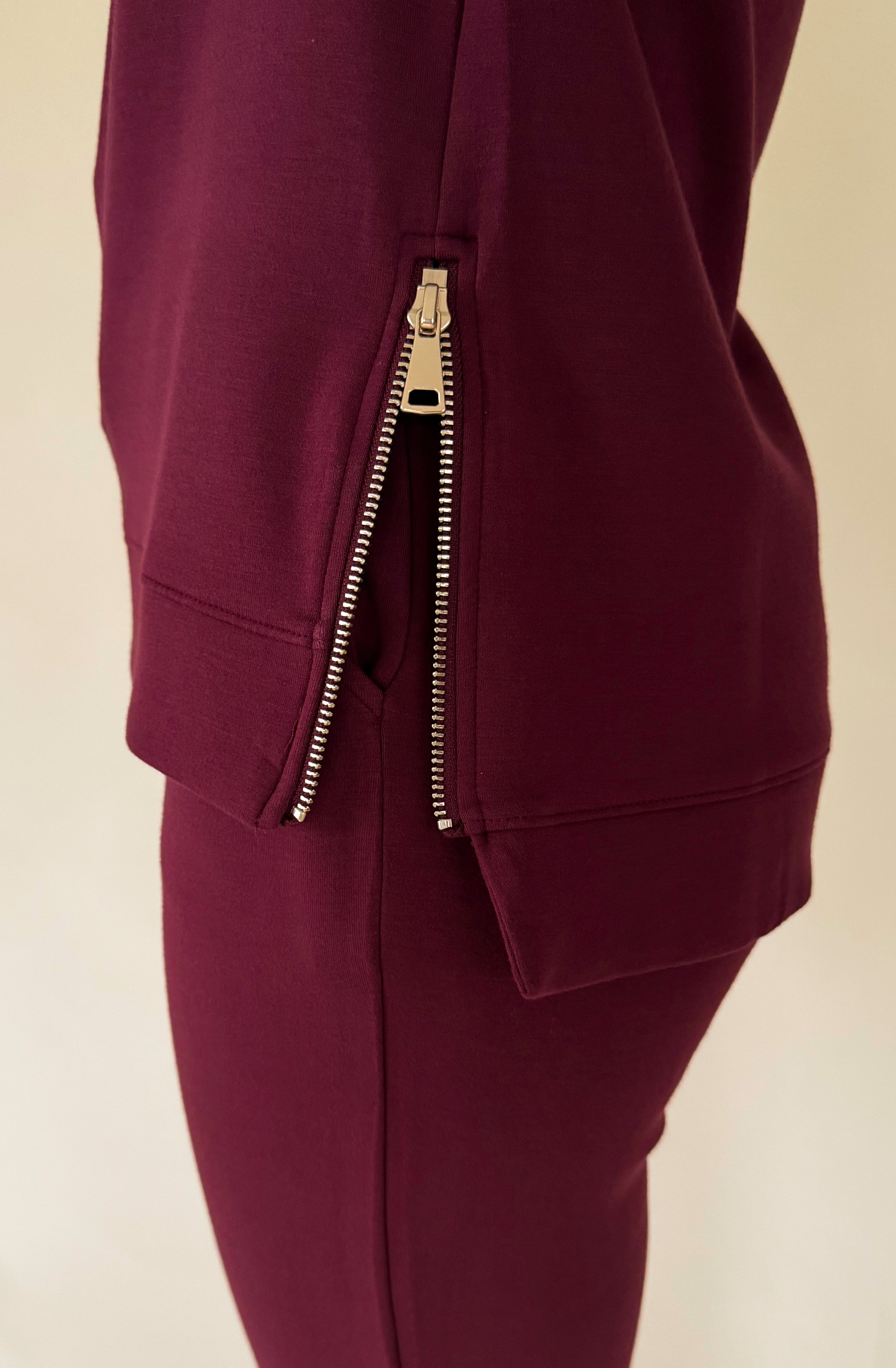 SOFTIES DREAMTECH CREW TUNIC WITH SIDE ZIP AND FLOOD PANT