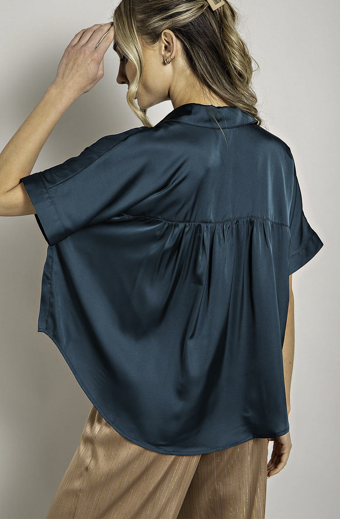 THE MAVEN BUTTONED BLOUSE