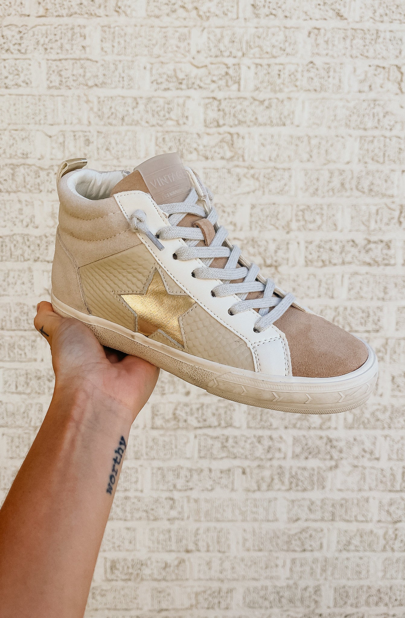 VINTAGE HAVANA AXEL SNEAKER