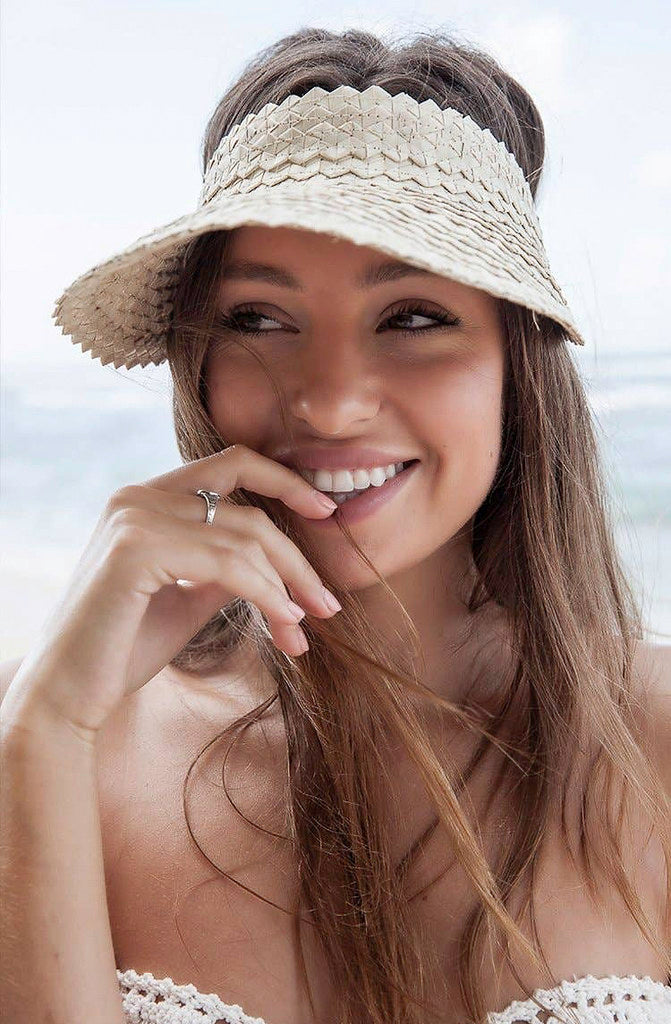 SUN BUM SUN VISOR