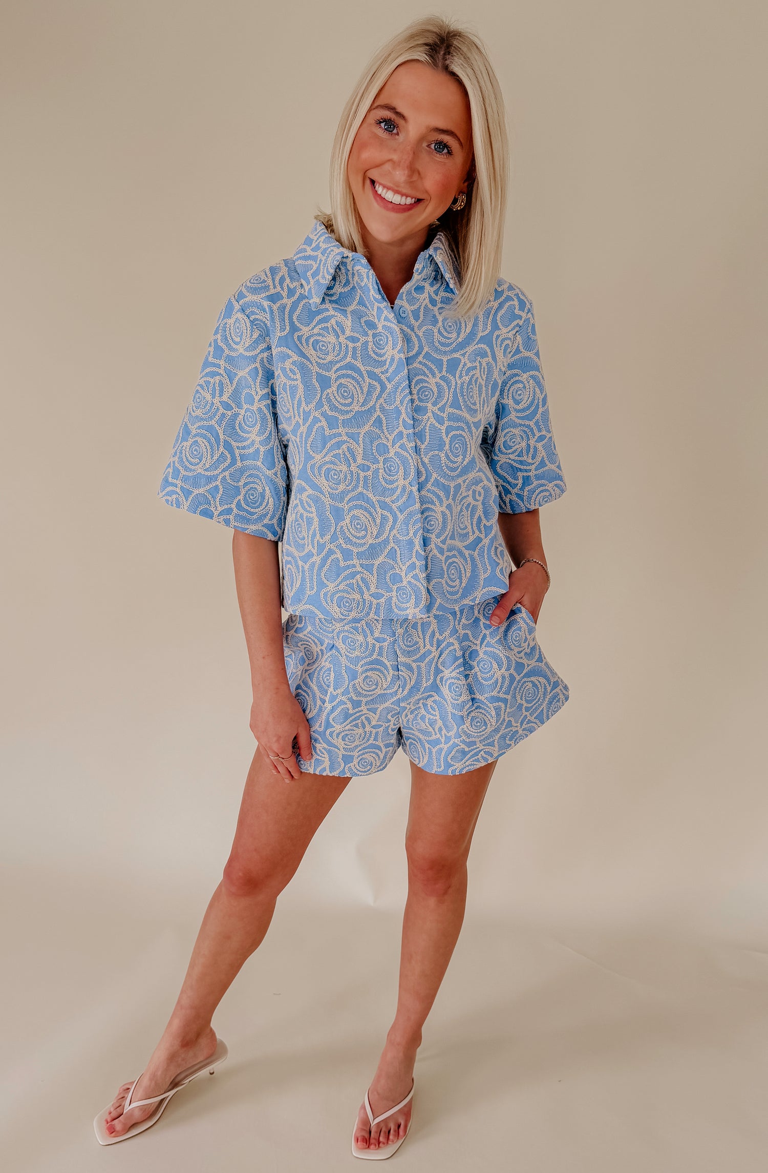 THE BIANCA EMBROIDERED SHORT