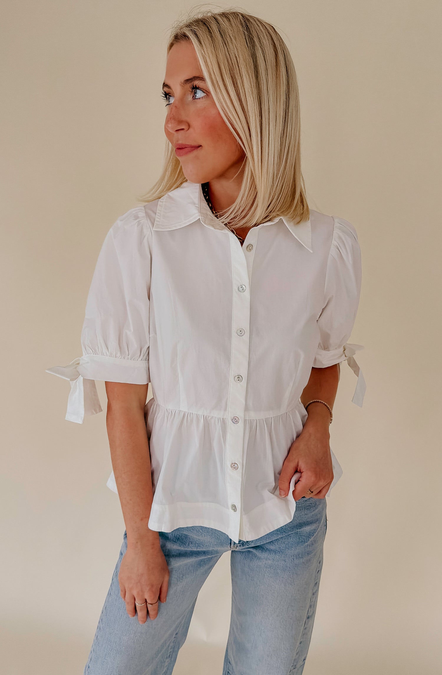 ON REPEAT BUTTONED BLOUSE