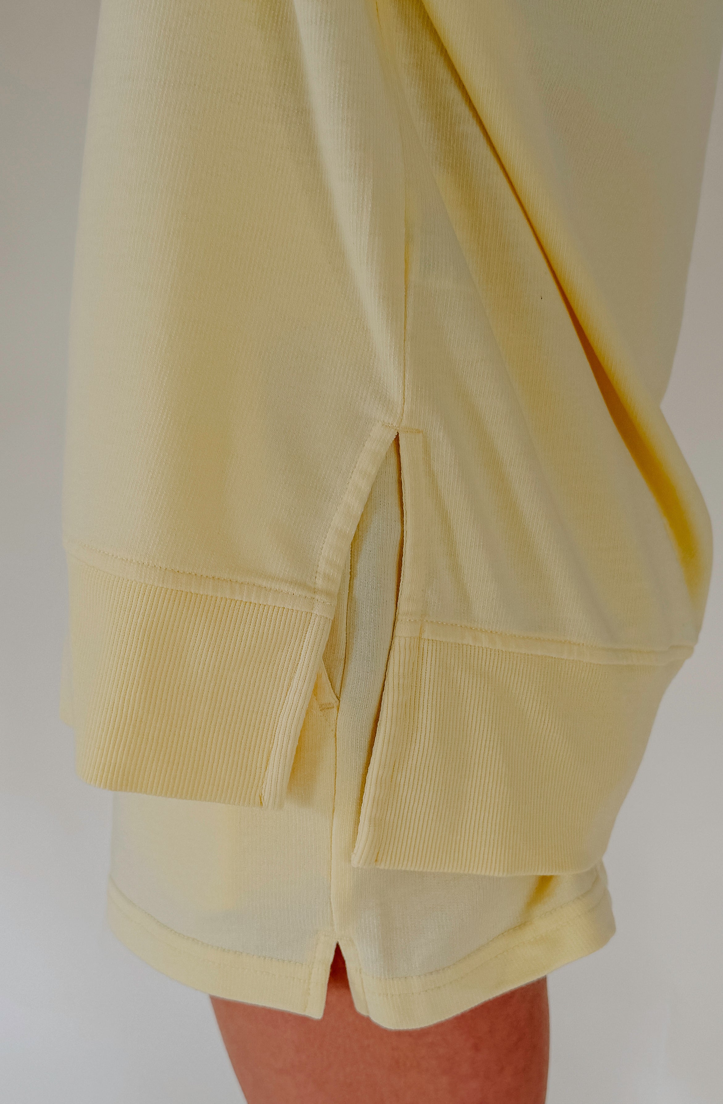 Z SUPPLY WEEKENDER V NECK