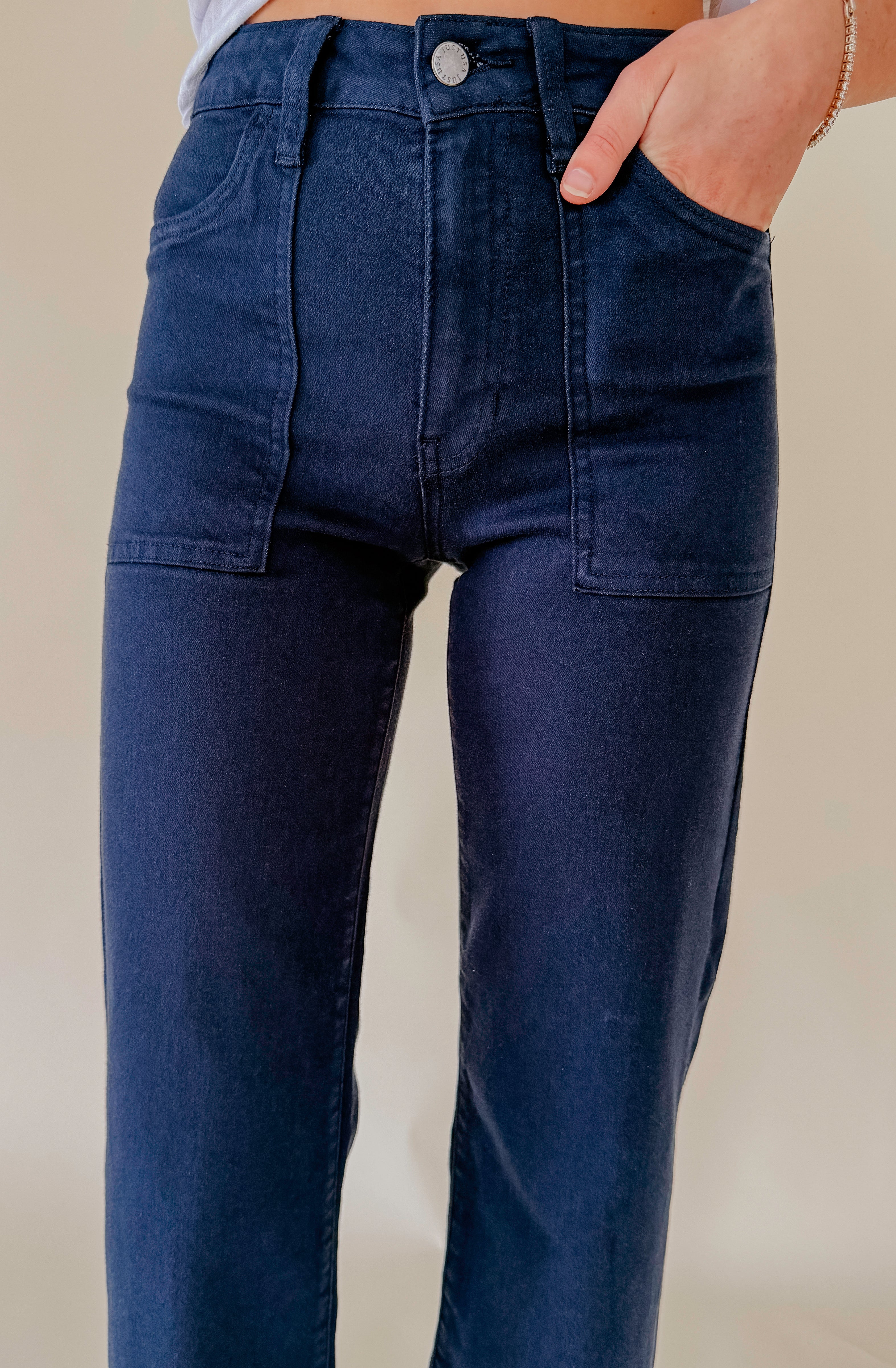 JUST USA UTILITY POCKET RELAXED JEAN