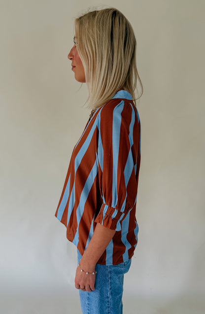 ICED LATTE STRIPED BLOUSE