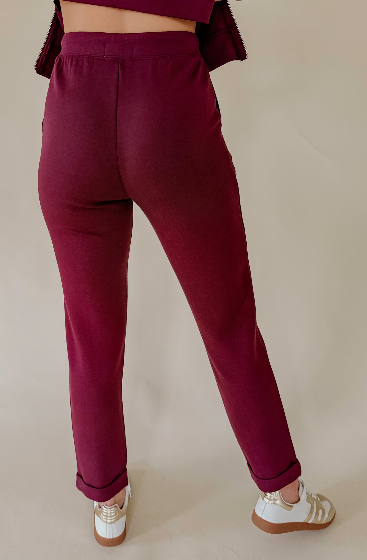 SOFTIES DREAMTECH CREW TUNIC WITH SIDE ZIP AND FLOOD PANT