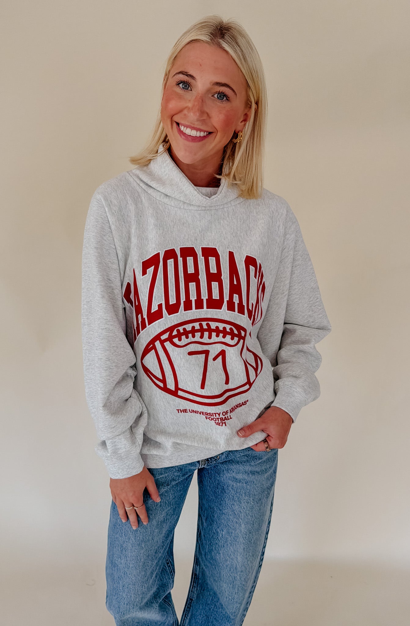 RAZORBACKS FUNNEL NECK SWEATSHIRT
