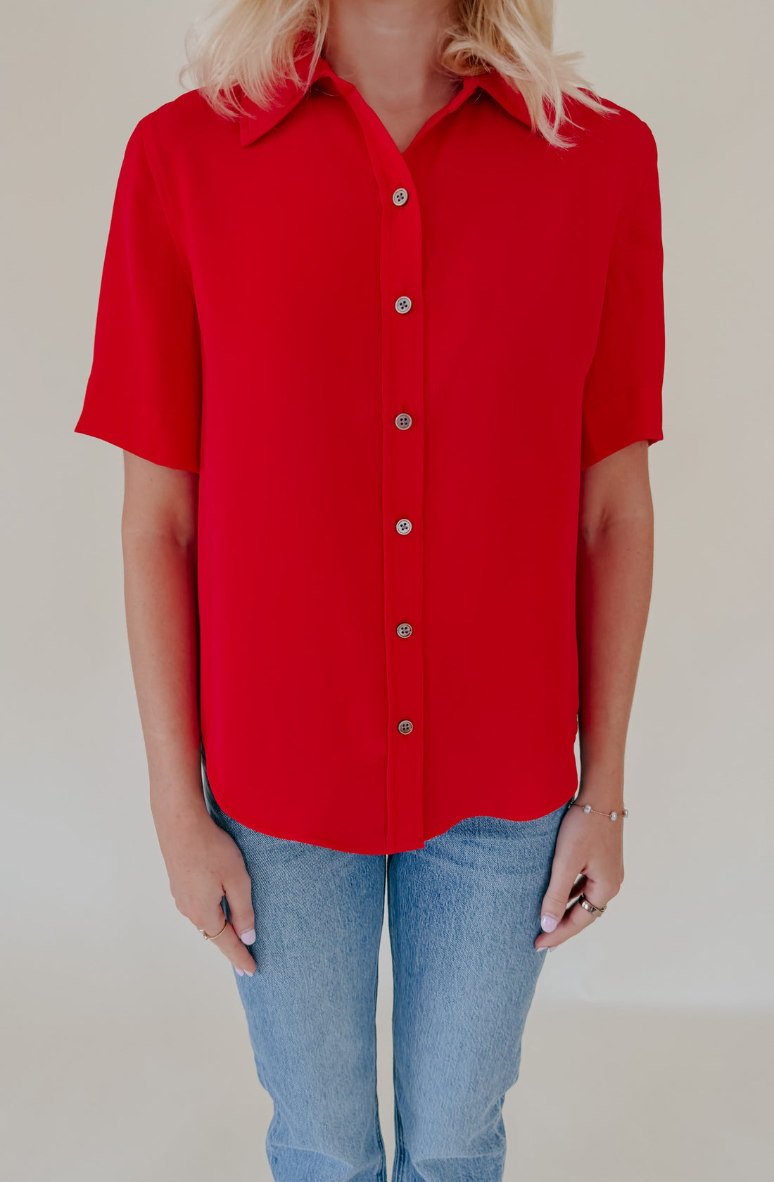 THE ROBYN BUTTONED BLOUSE