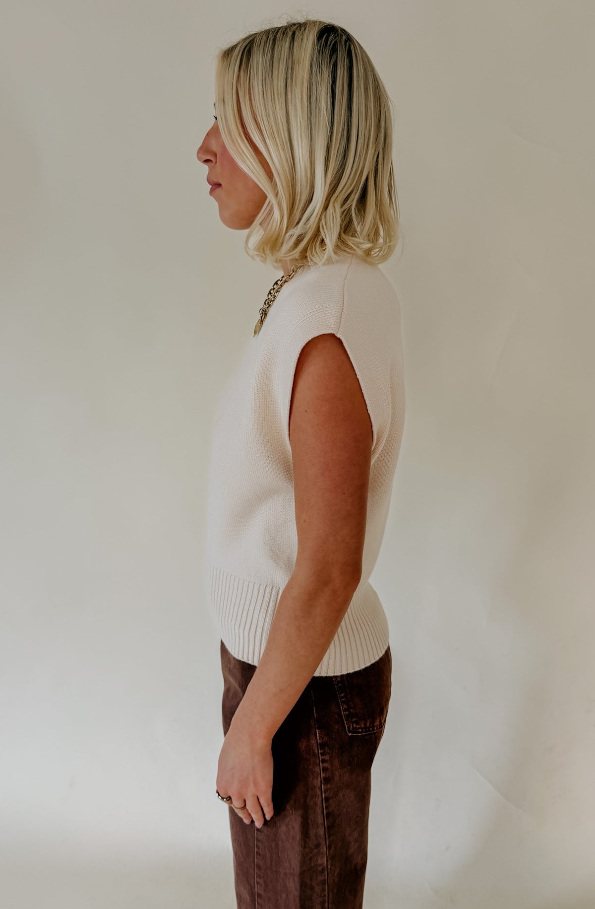 THE MIKAYLA KNIT SWEATER TANK