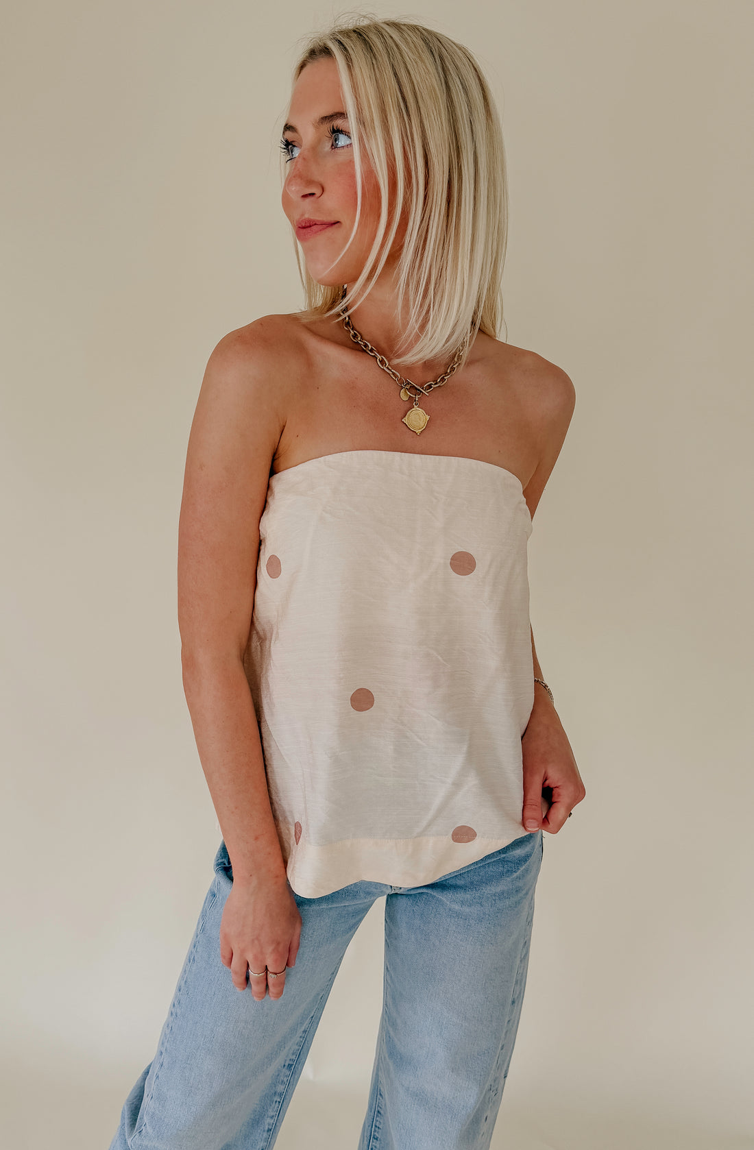 JUST A BREEZE STRAPLESS TOP