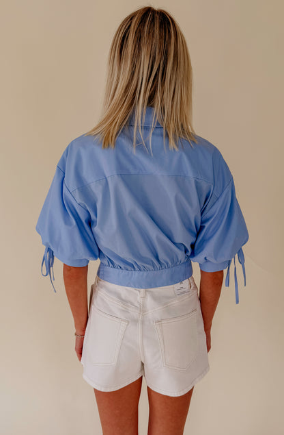 WITH A TWIST CROPPED BLOUSE