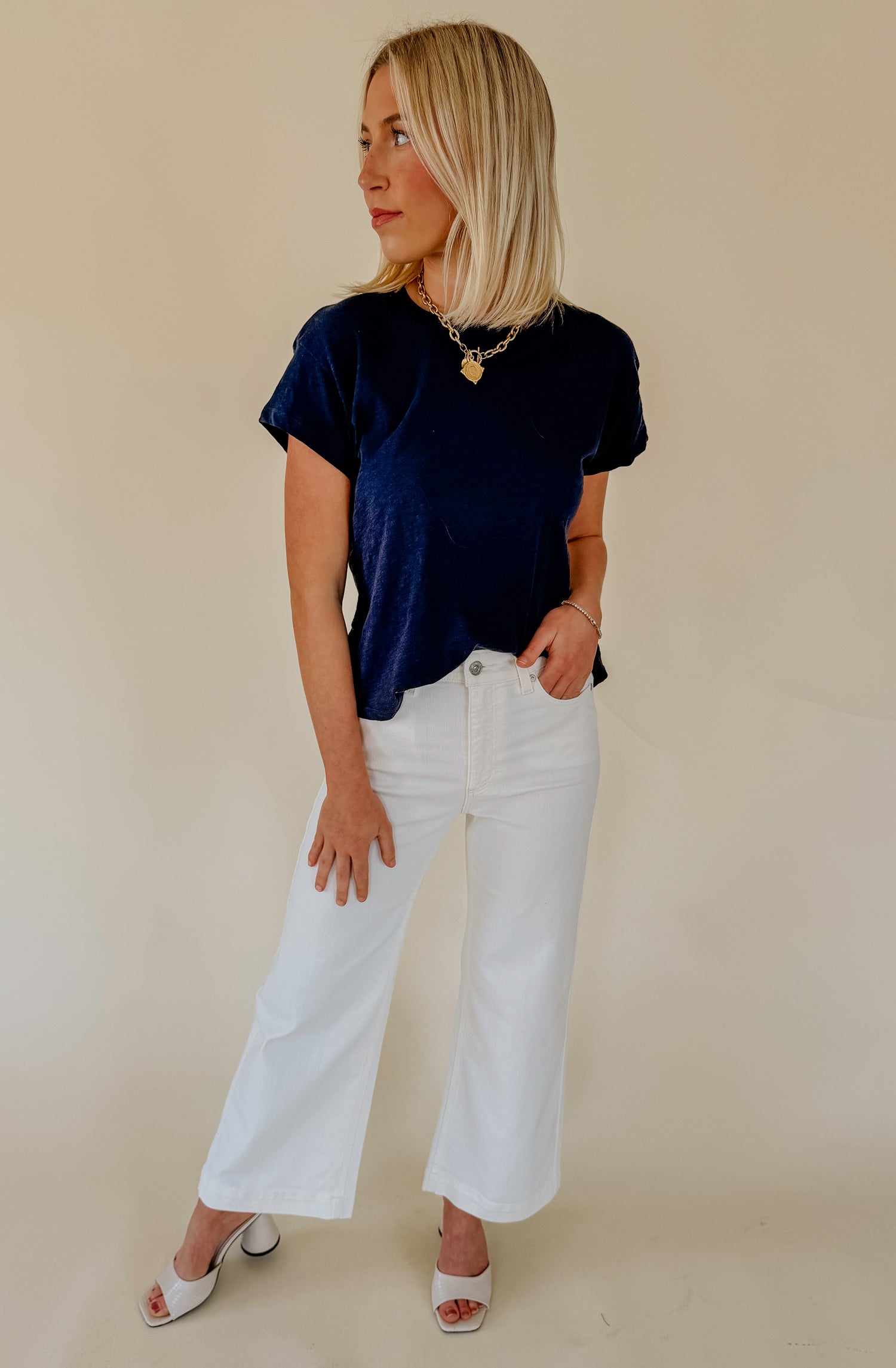 PAIGE ANESSA DENIM IN LIGHT ECRU