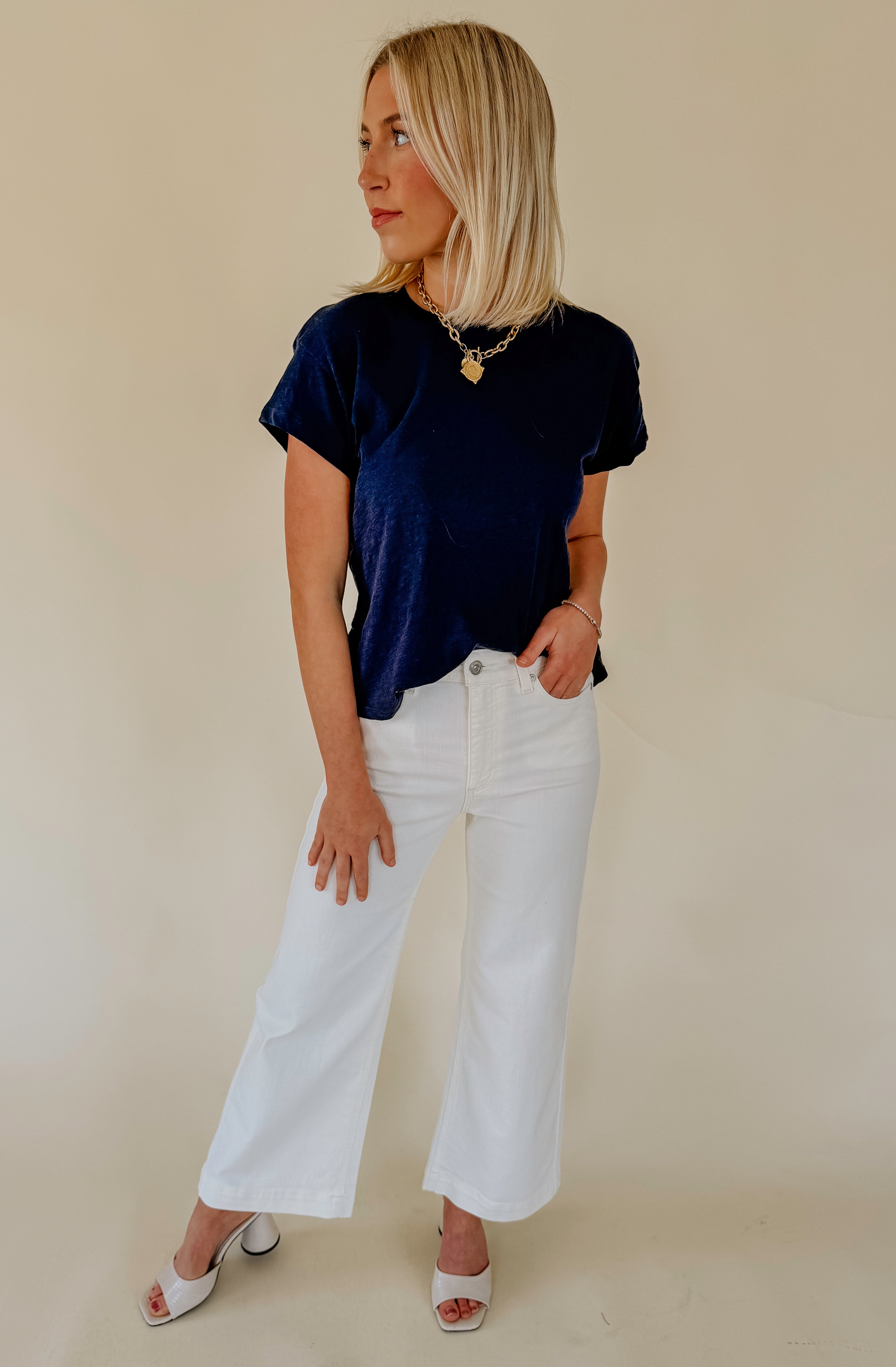 PAIGE ANESSA DENIM IN LIGHT ECRU