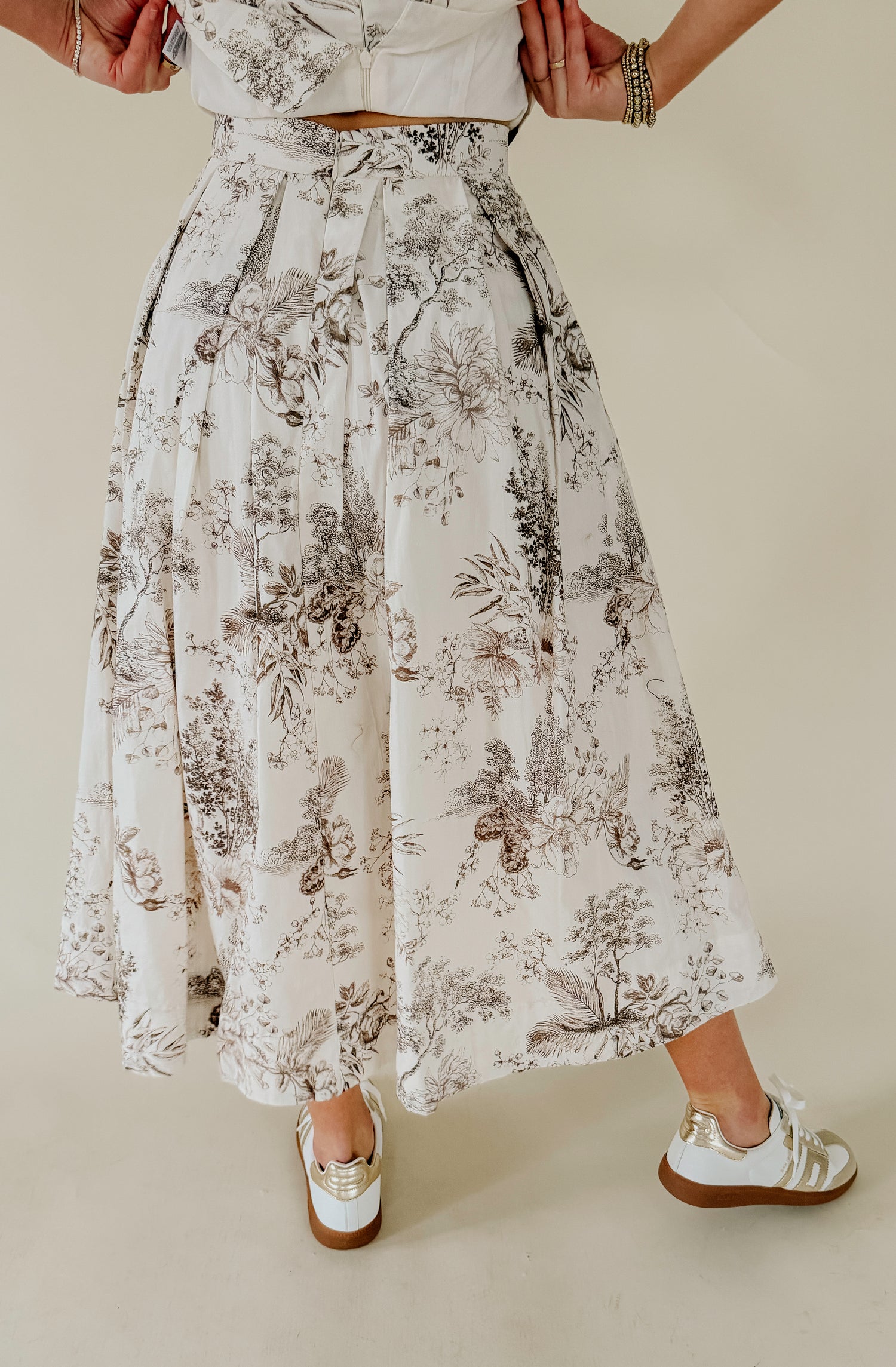 SPRING AHEAD FLORAL MIDI SKIRT