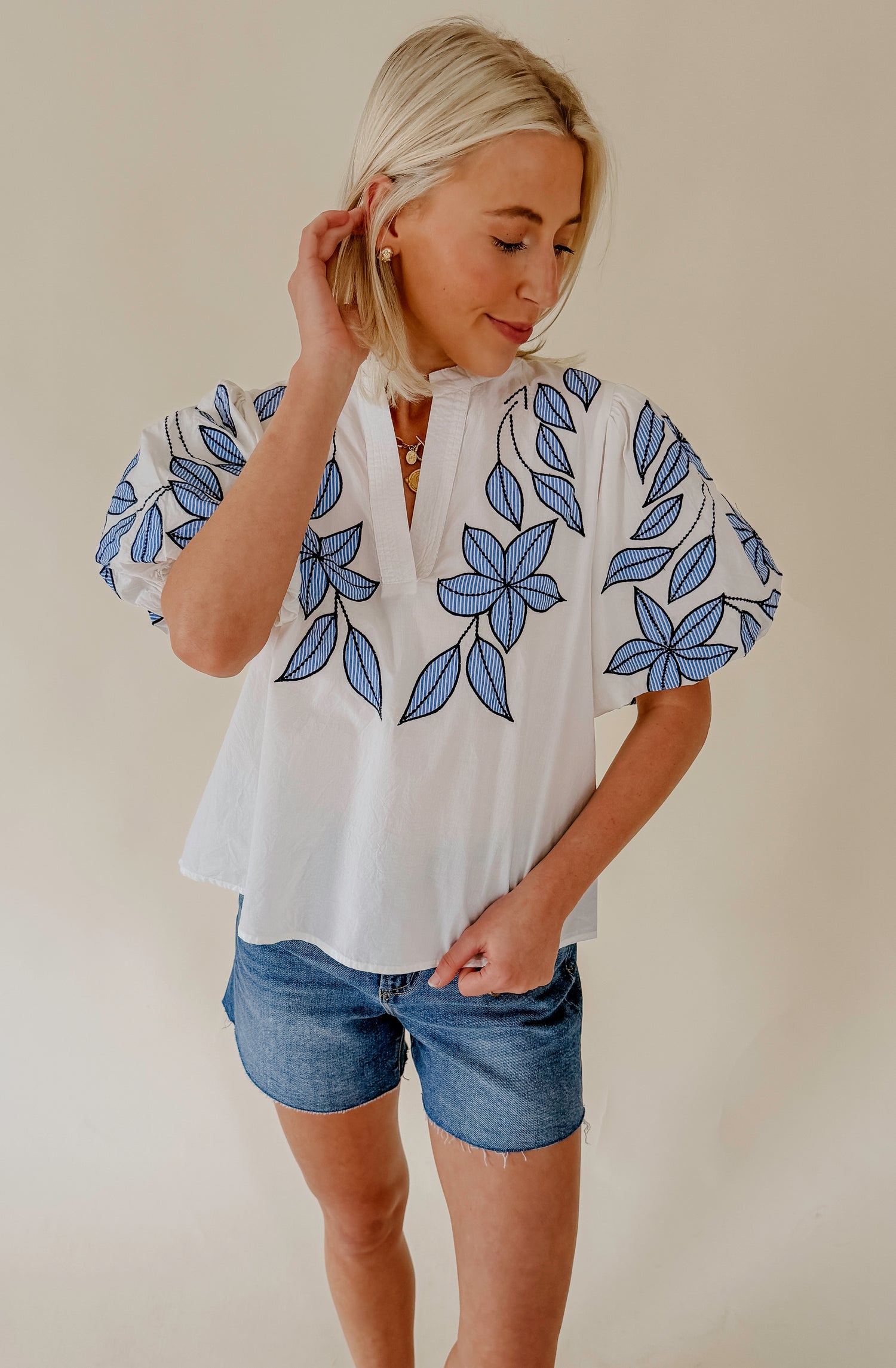 SUMMER DAYS FLORAL BLOUSE
