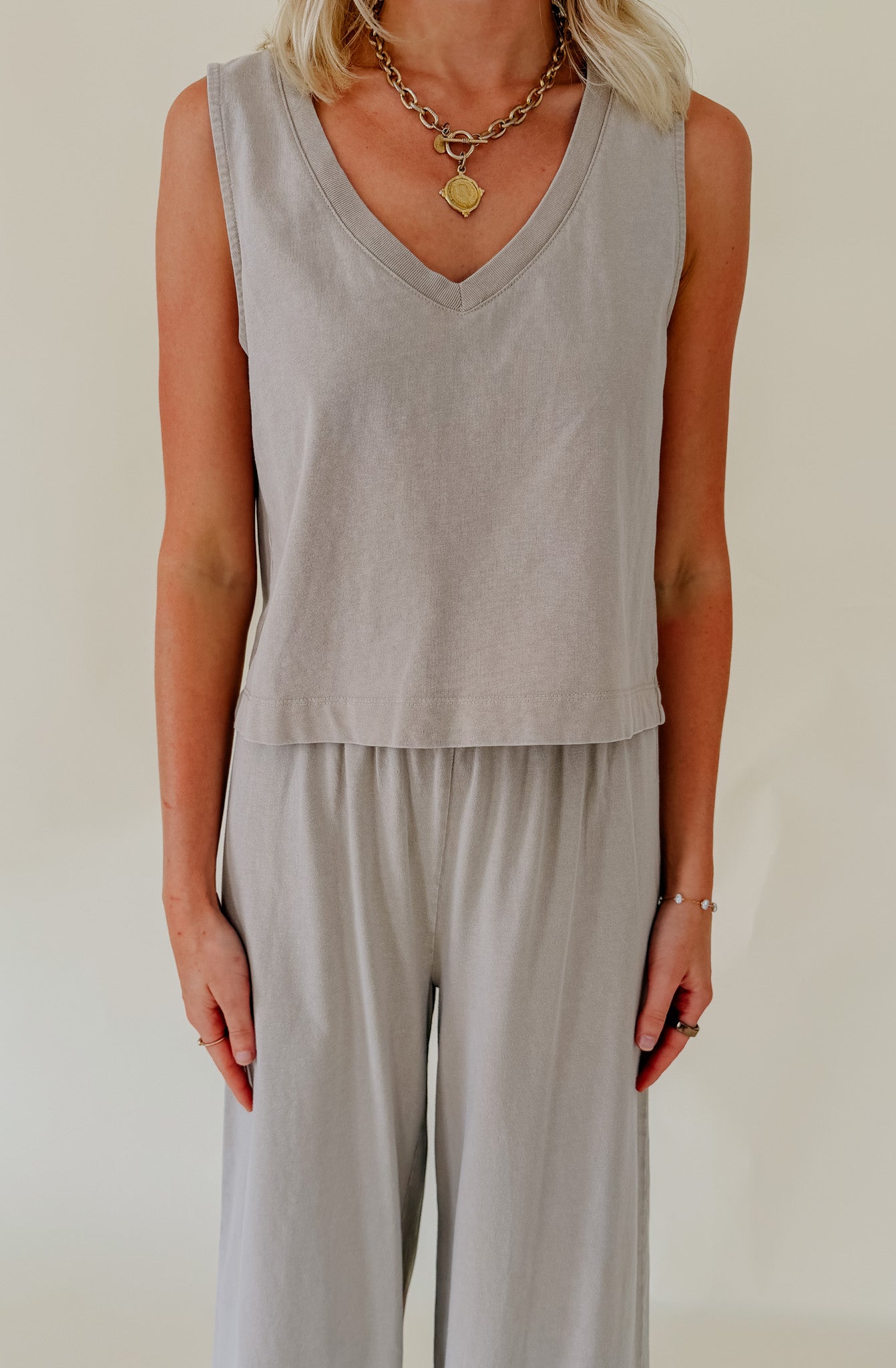 Z SUPPLY SLOANE V-NECK TOP