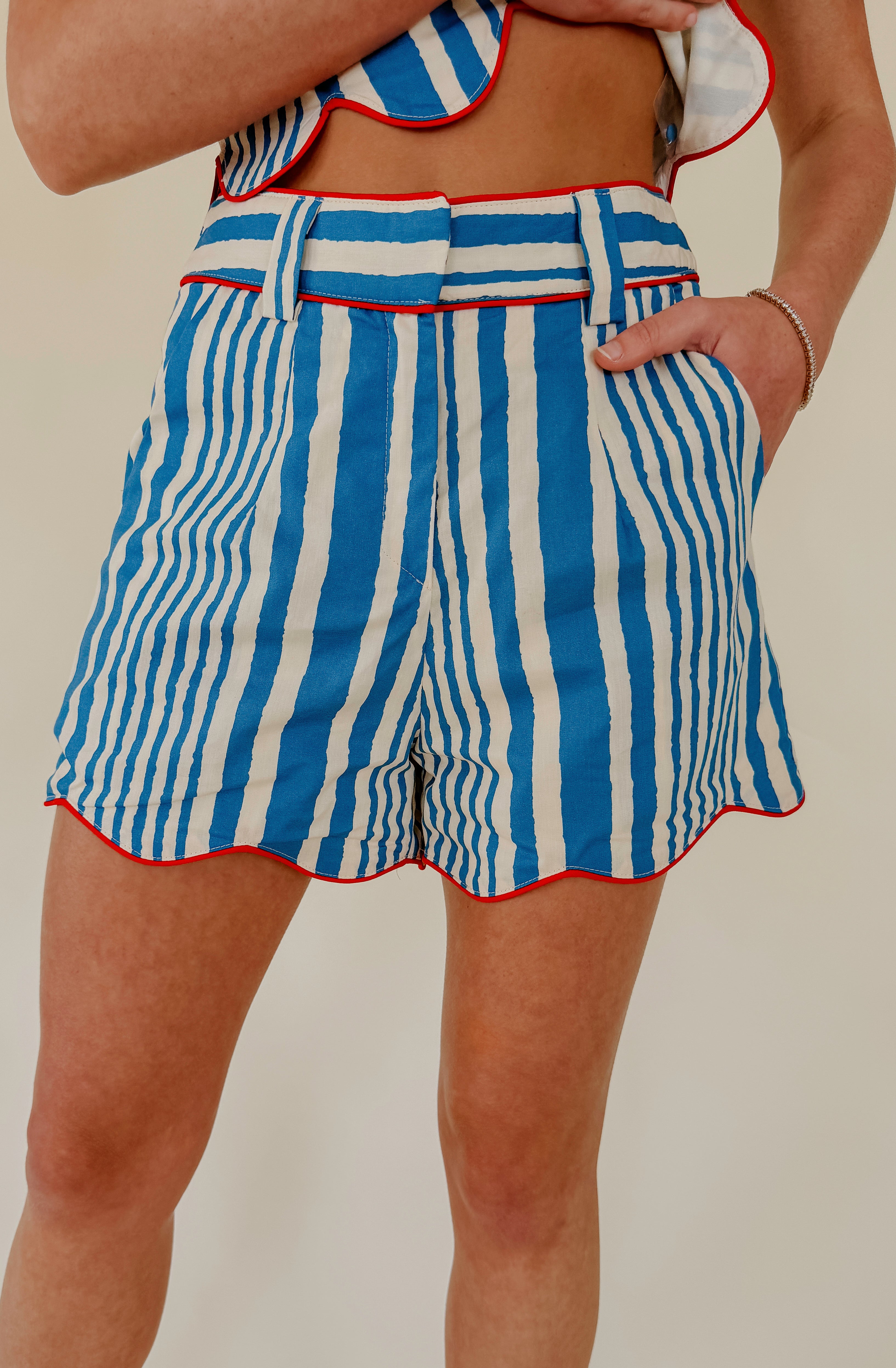 RIGHT DOWN THE LINE SHORTS