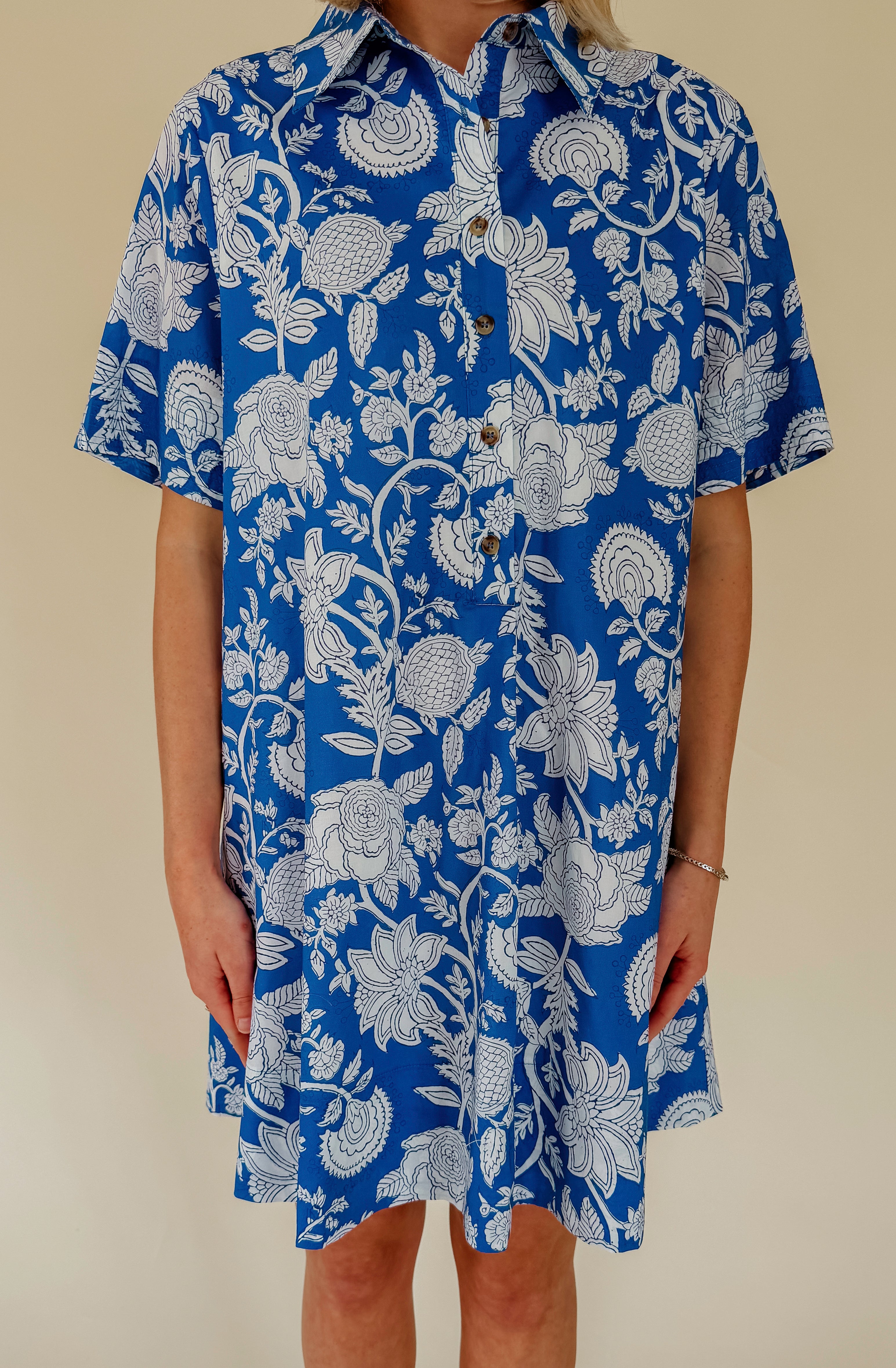BLUE ME AWAY BUTTONED SHIFT DRESS