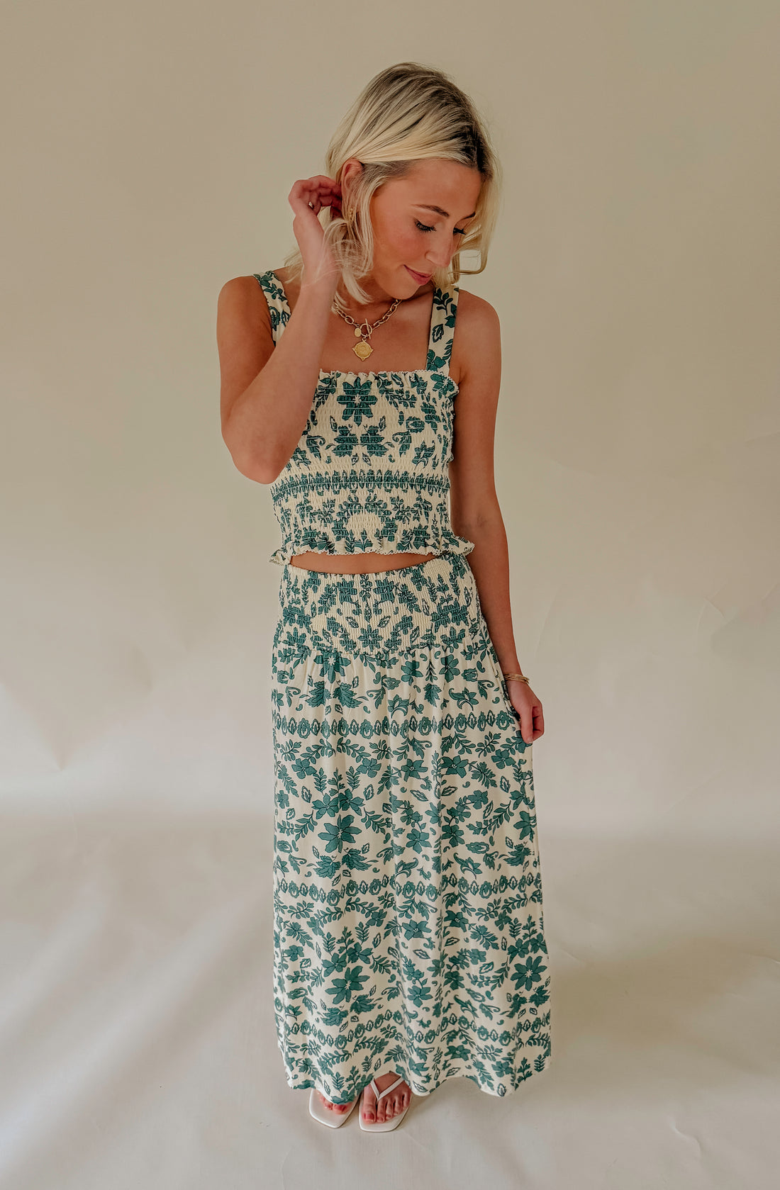 Z SUPPLY LEYA TERA PAISLEY SMOCKED TOP