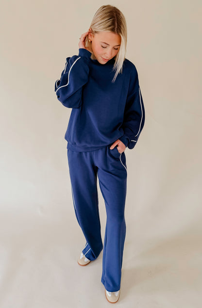 LIGHT AS AIR MODAL SCUBA TOP WITH PIPING