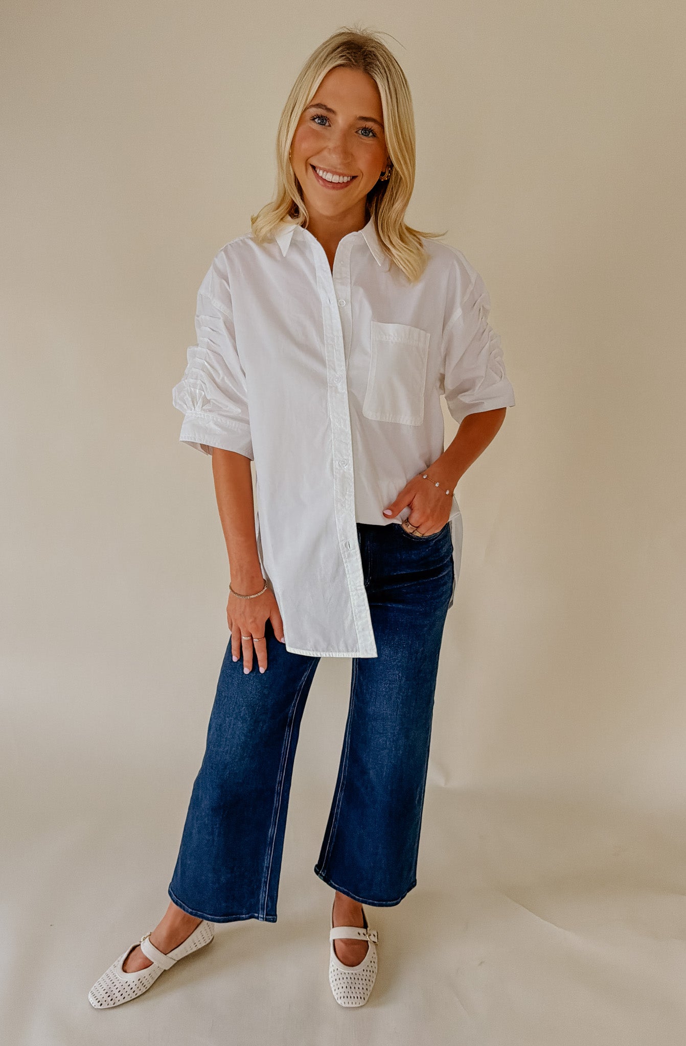 THE MIKAYLA LONG POPLIN BLEND BUTTON DOWN