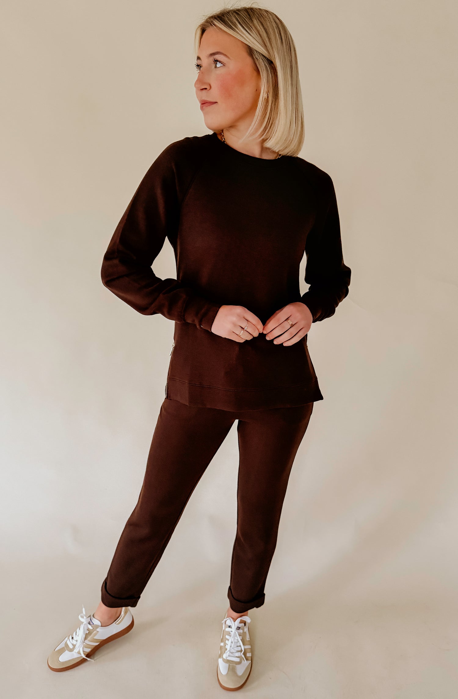 SOFTIES DREAMTECH CREW TUNIC WITH SIDE ZIP AND FLOOD PANT